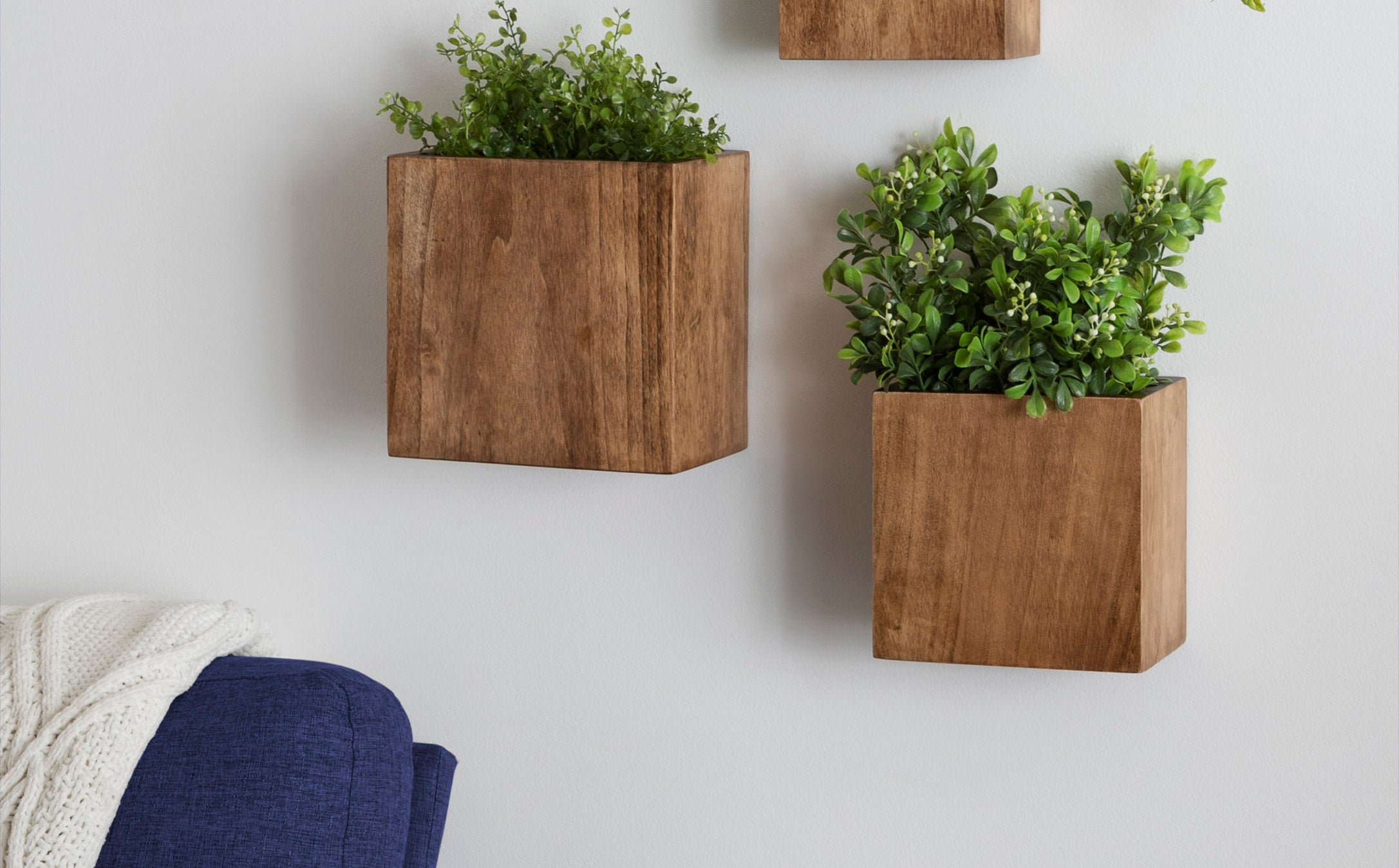 Indoor Décor: How to Decorate With Greenery