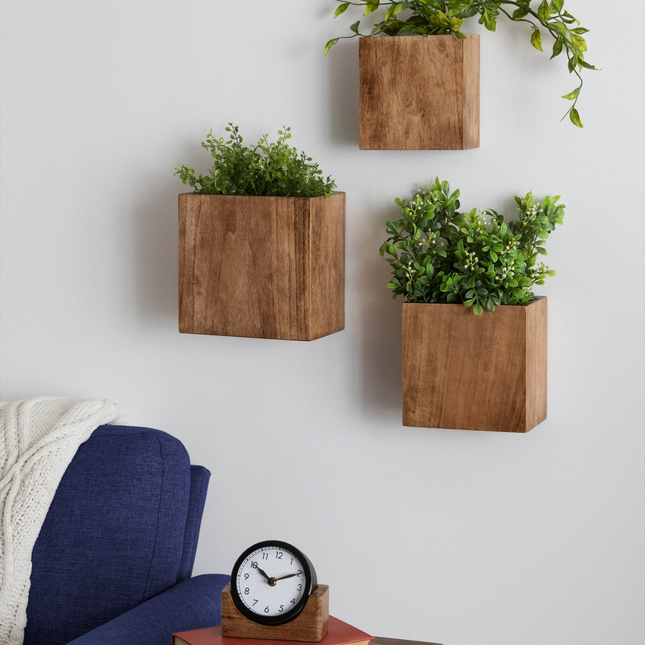 Indoor Décor: How to Decorate With Greenery
