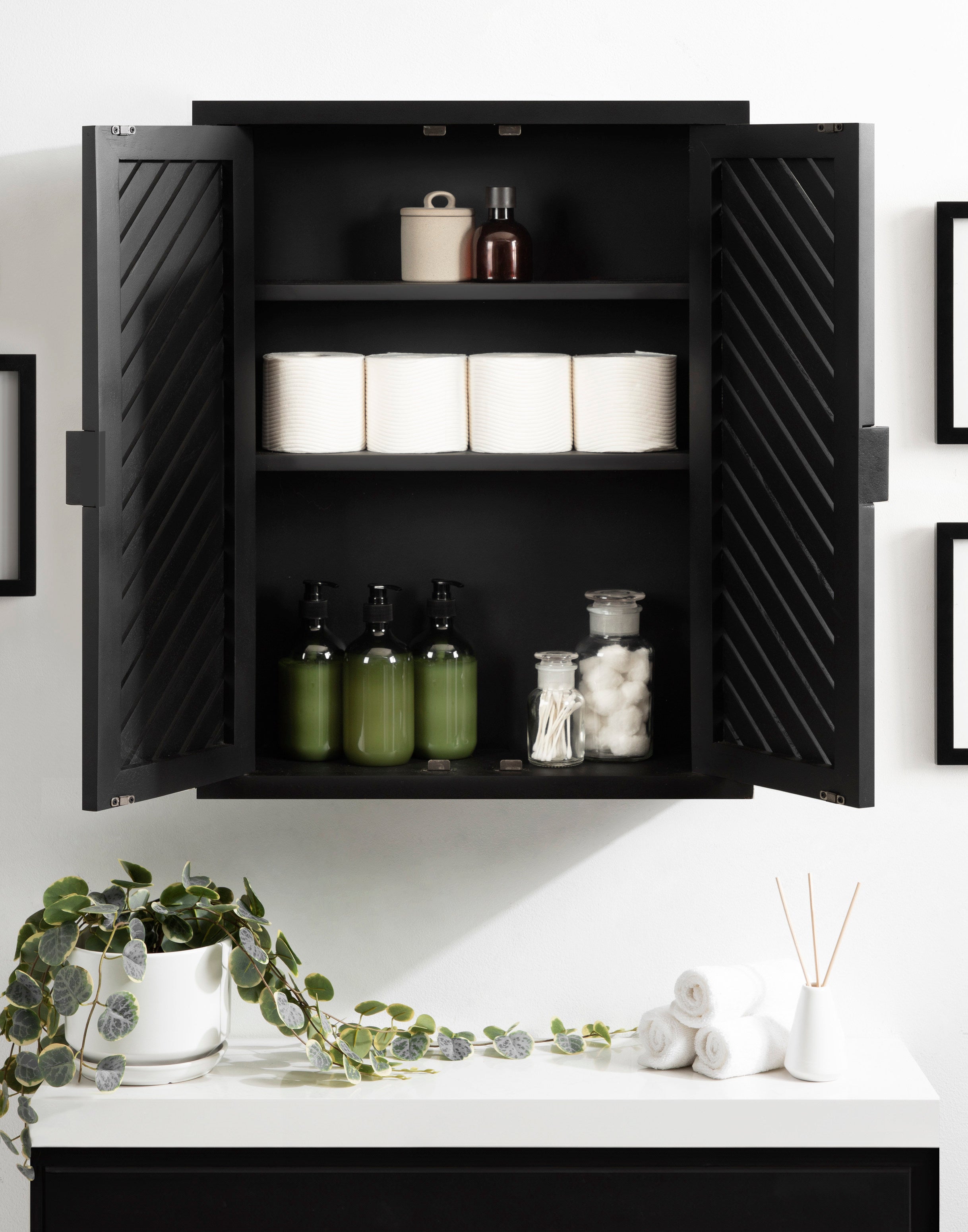 Cabinet Black 22x7x28 8