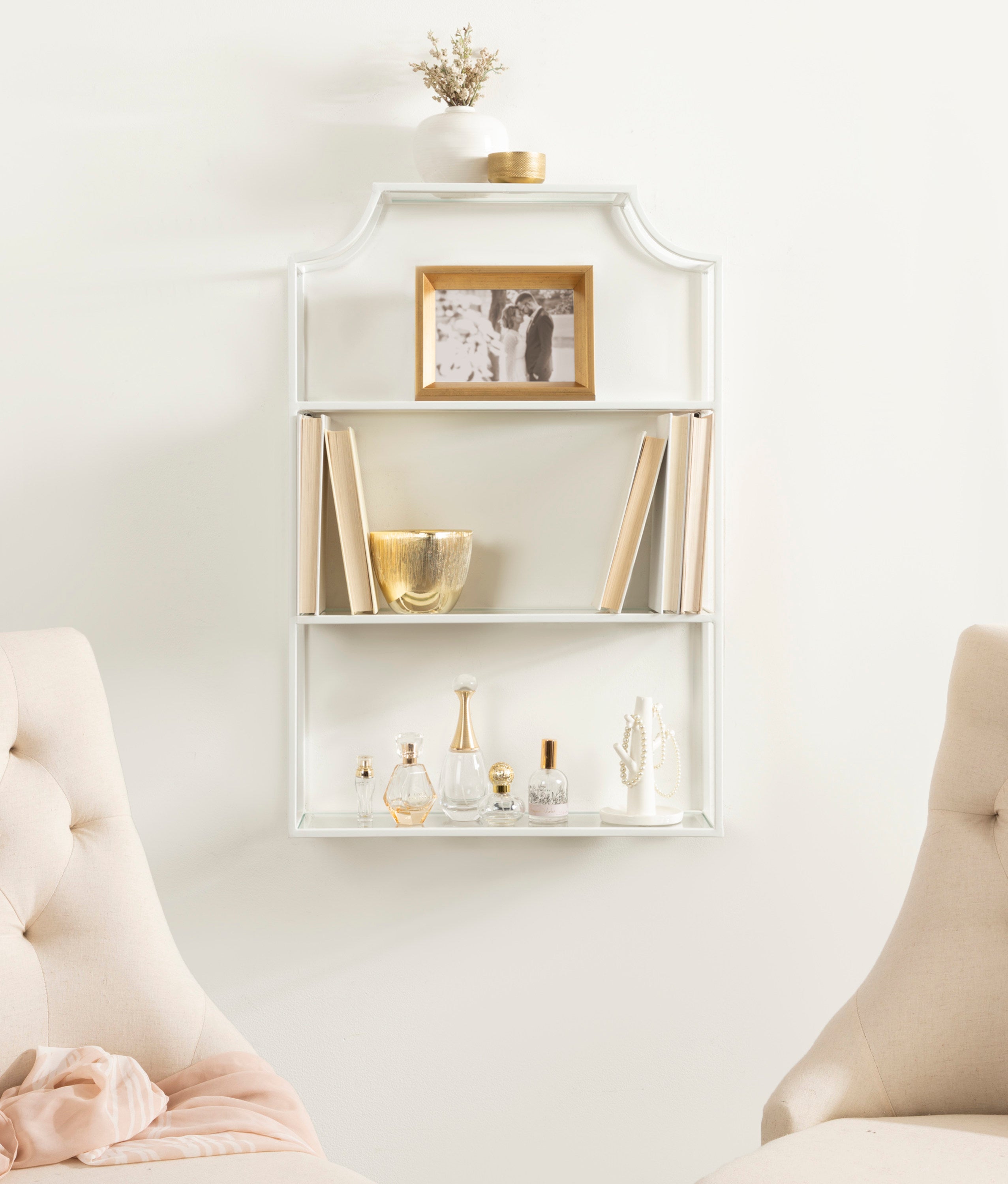 Accent Shelf White 21x30 8