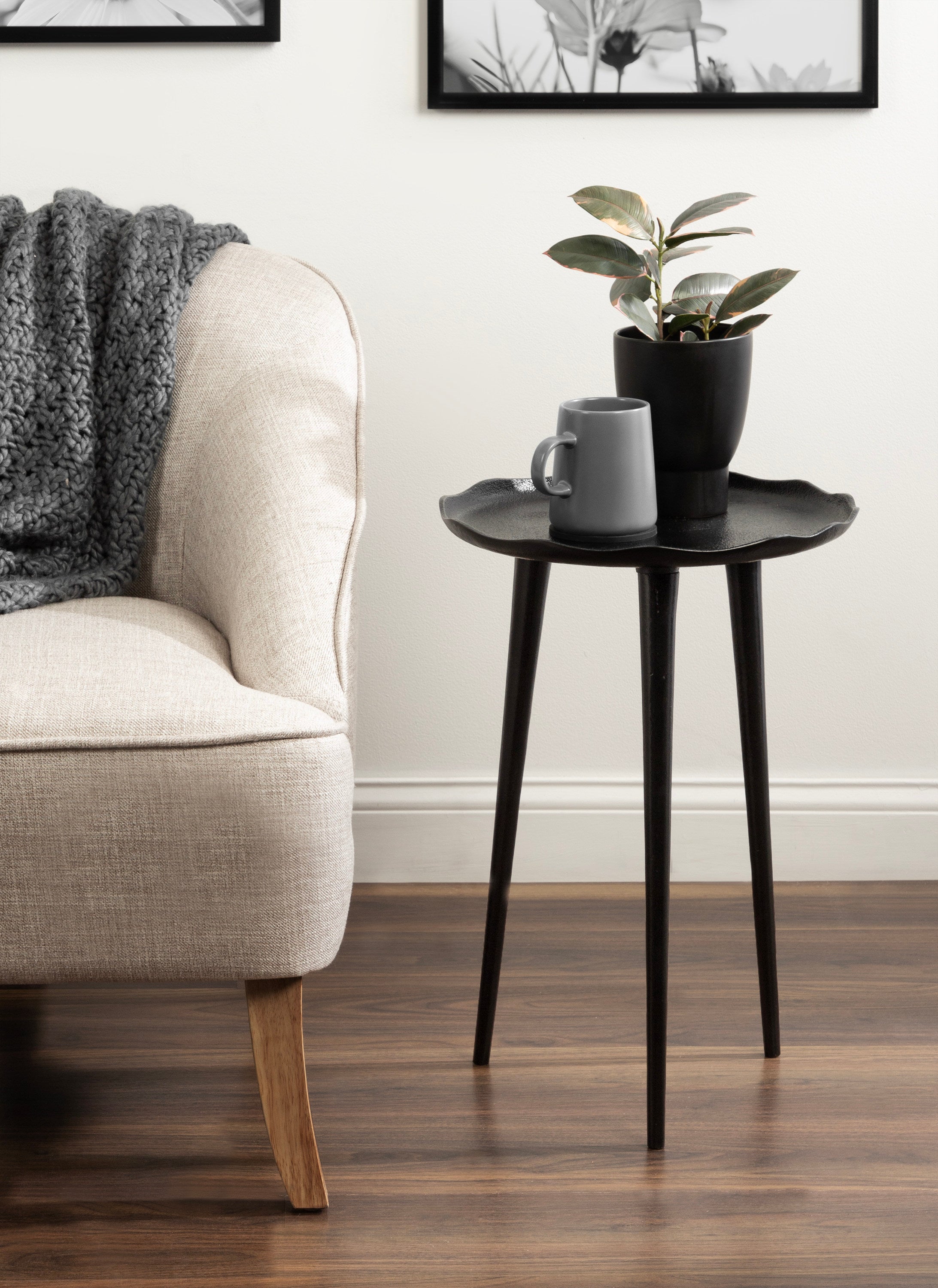 Side Table Black 15x15x22 7
