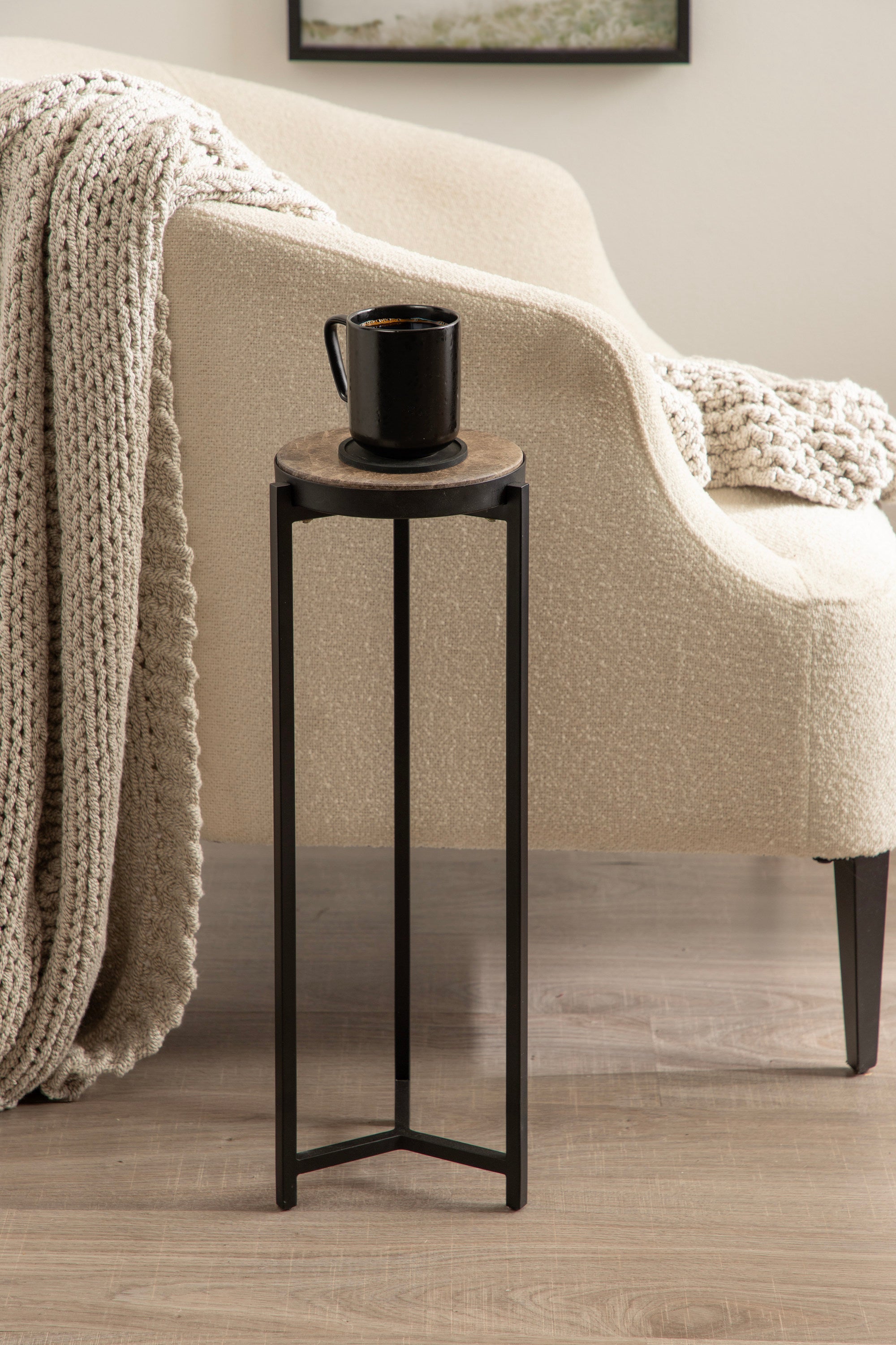 Drink Table Brown Black 9x9x23 6