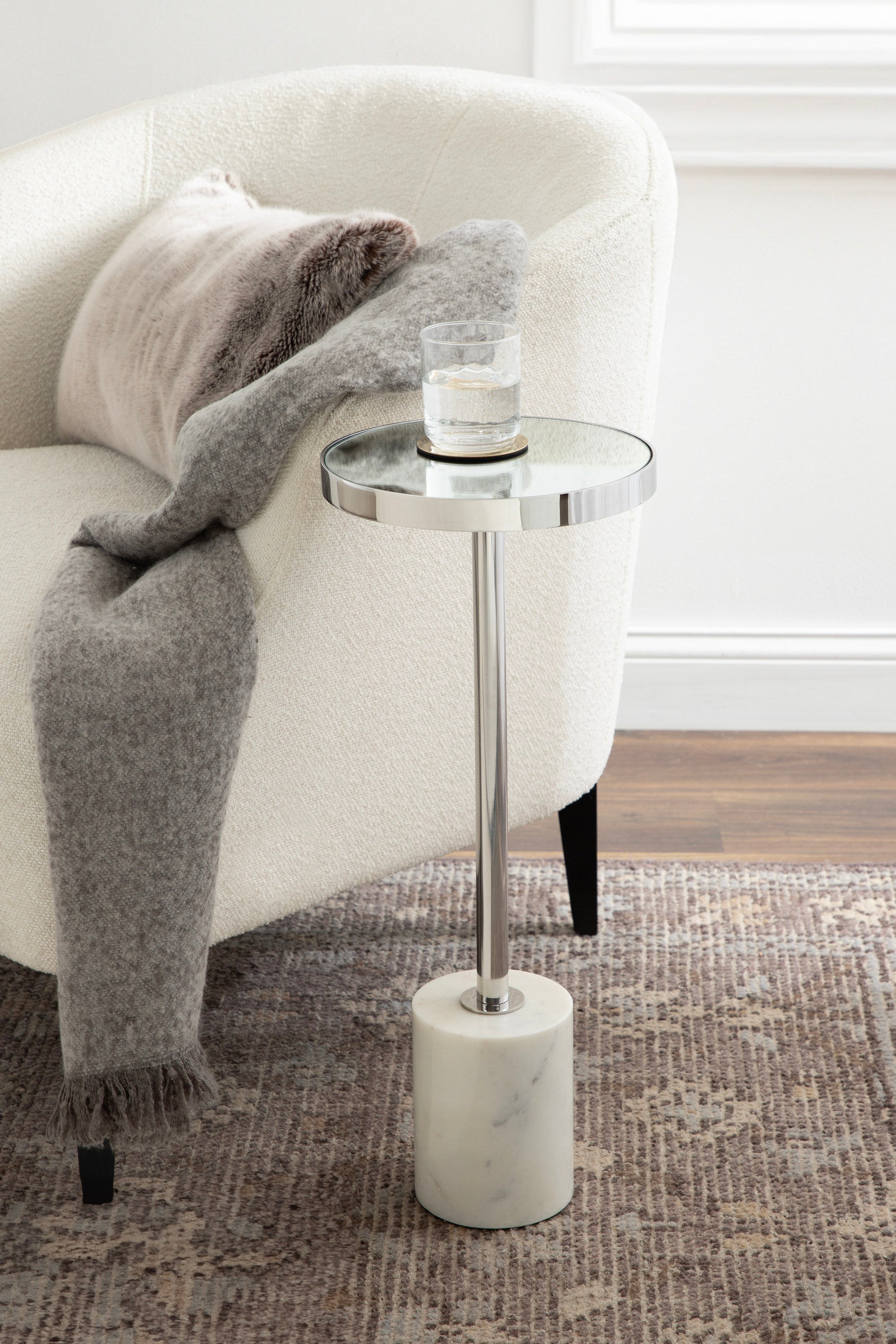 Drink Table Silver White 10x10x24 5