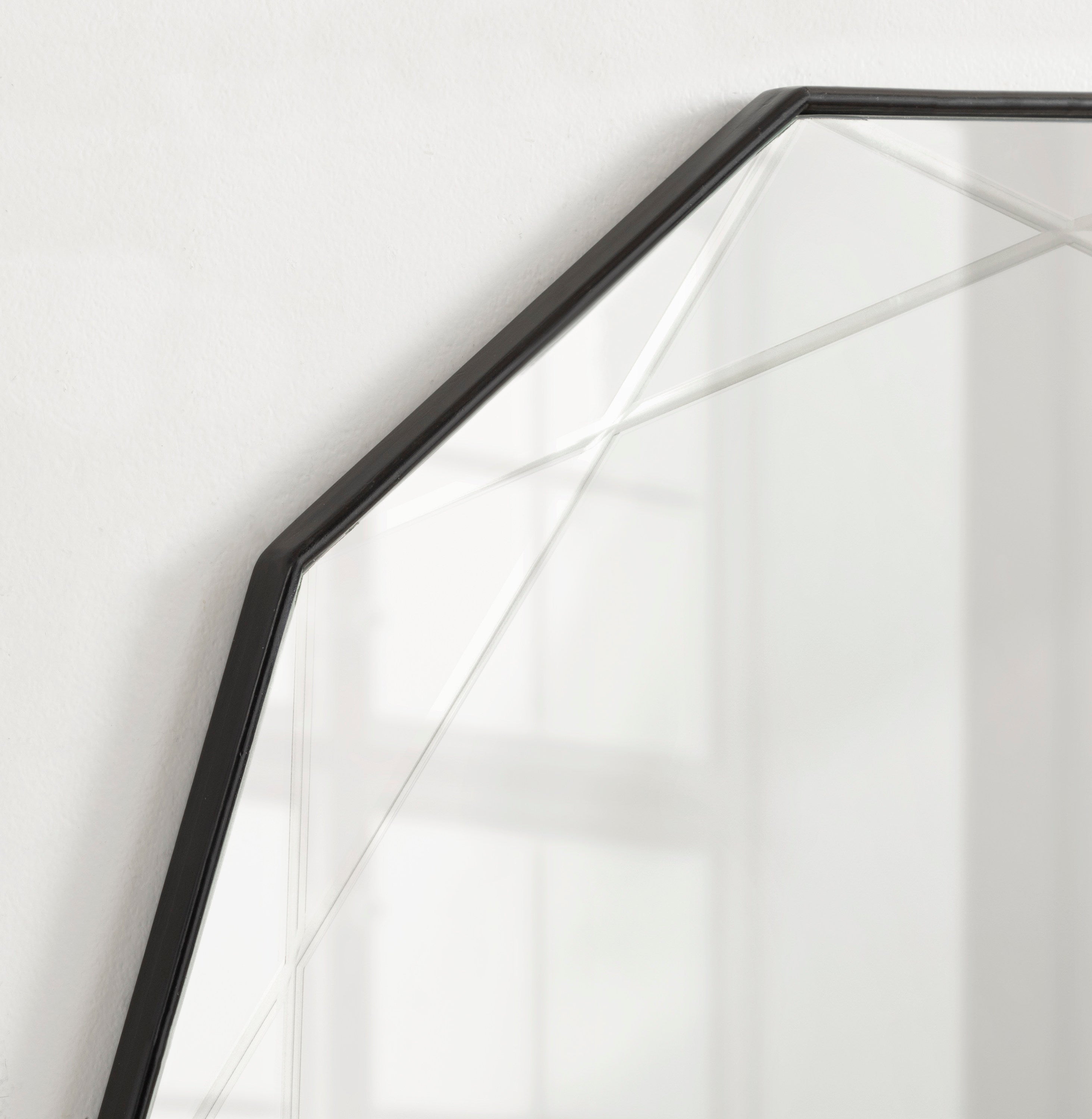 Geometric Mirror Black 25x26 7