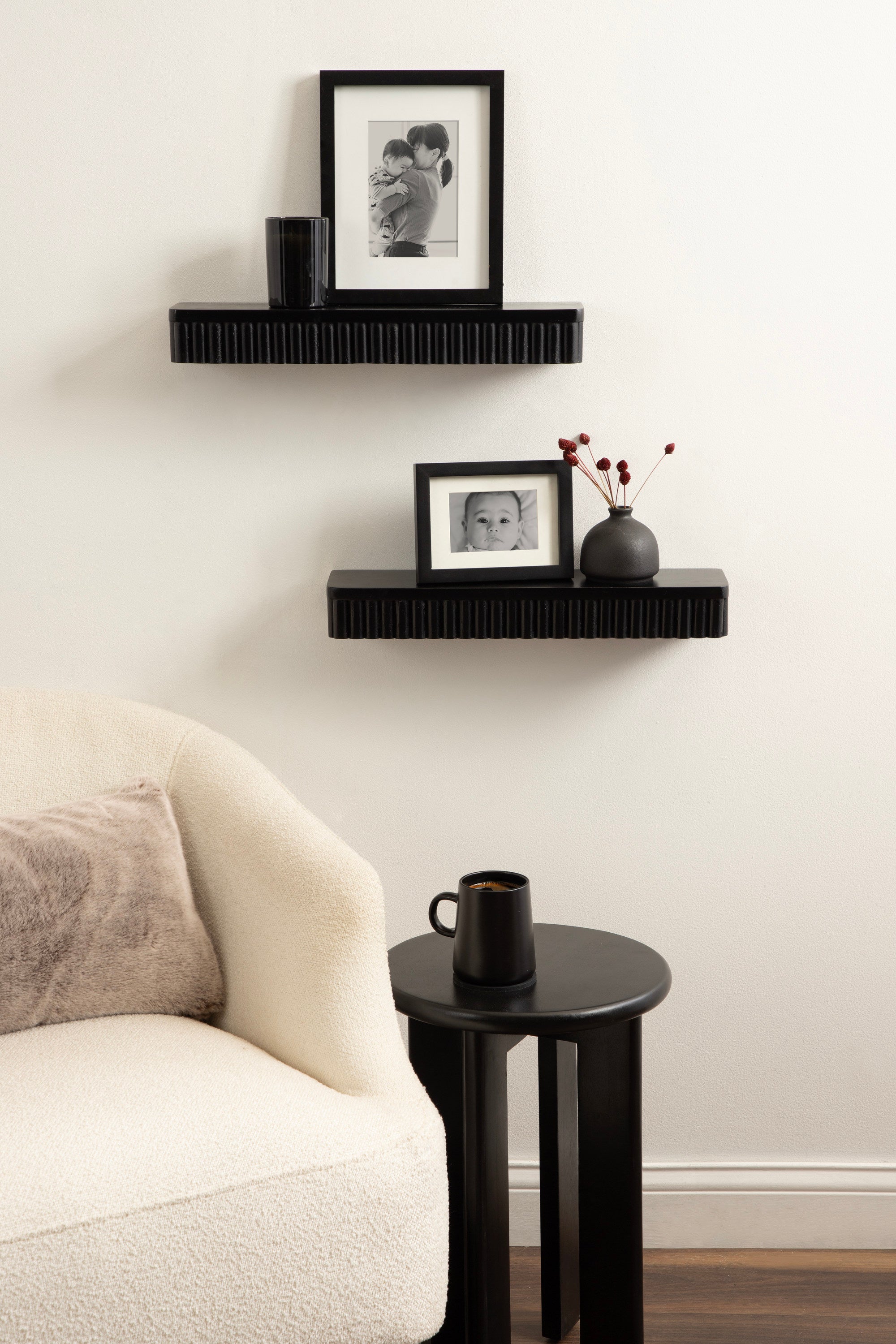 Floating Shelf Black 2 Piece 20" 8