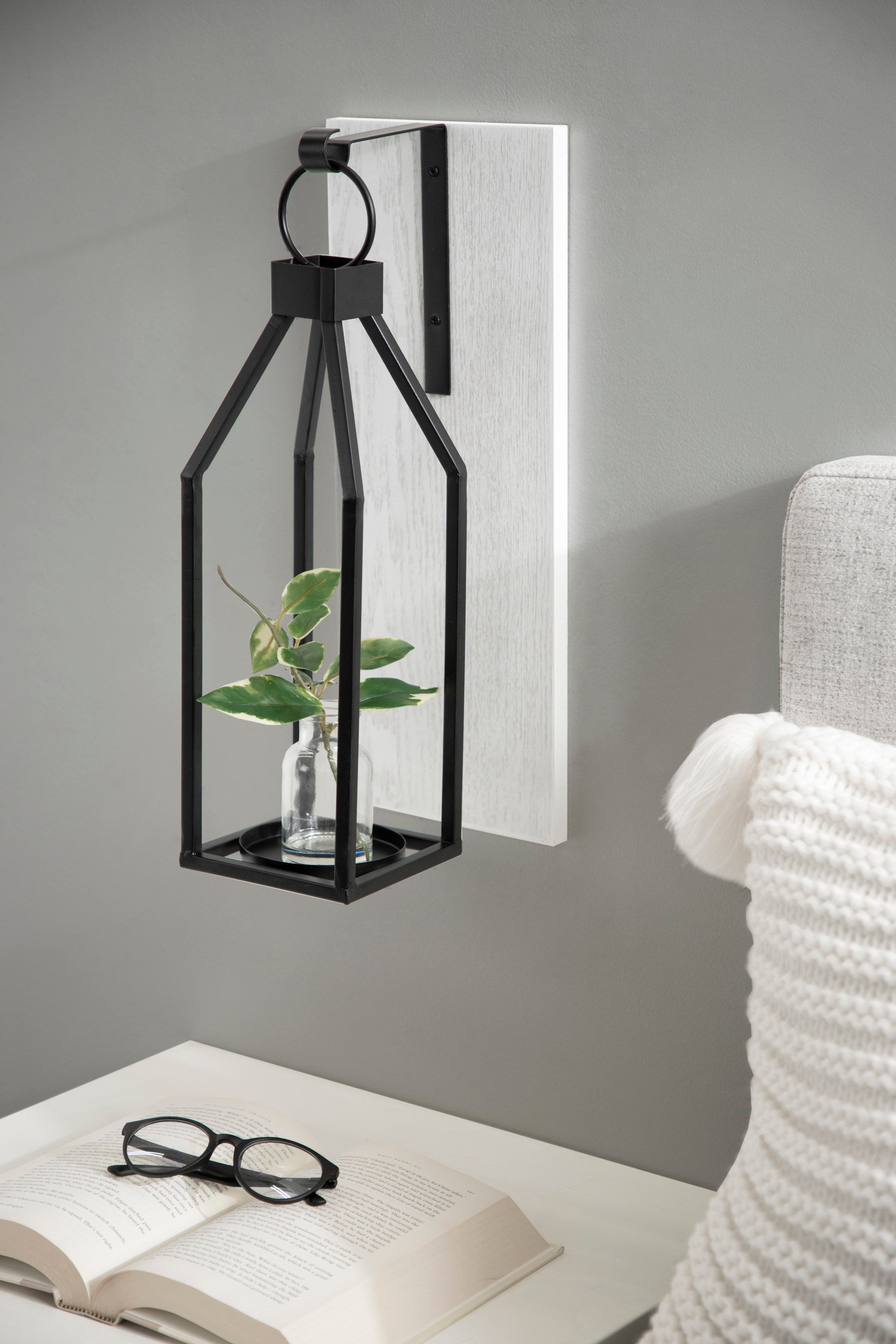 Oakly Wall Sconce Candle Holder