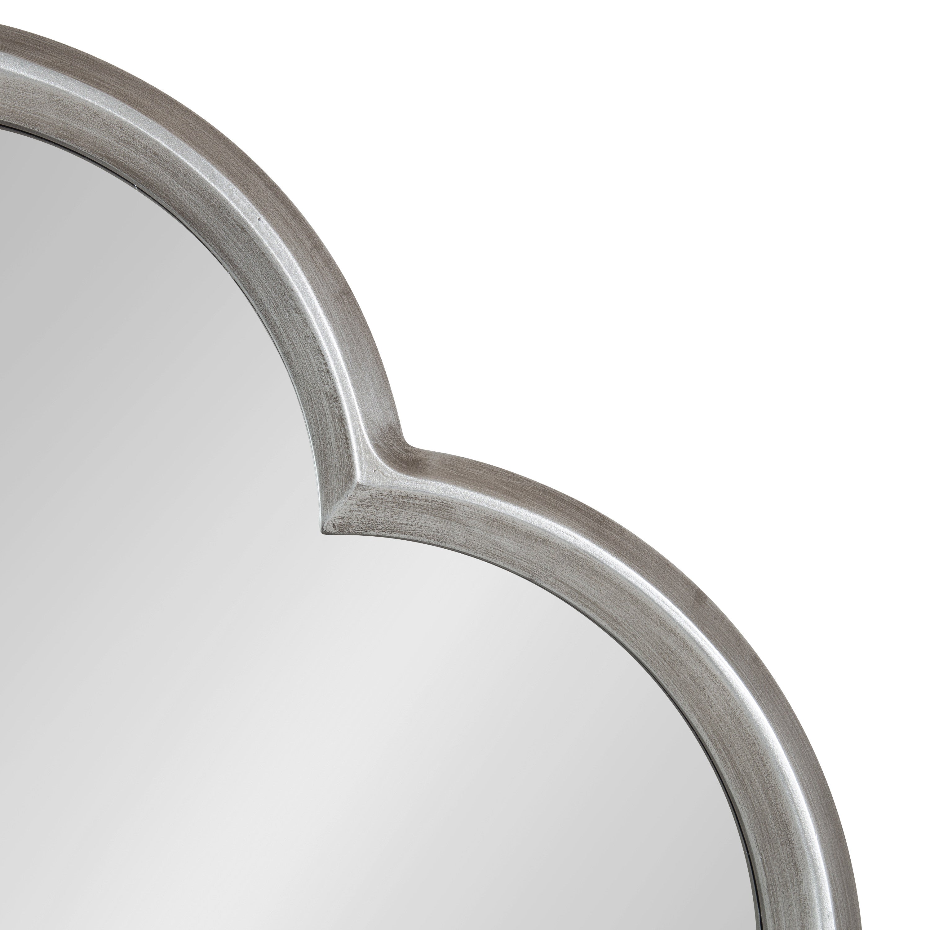 Scallop Mirror Silver 28x28 3