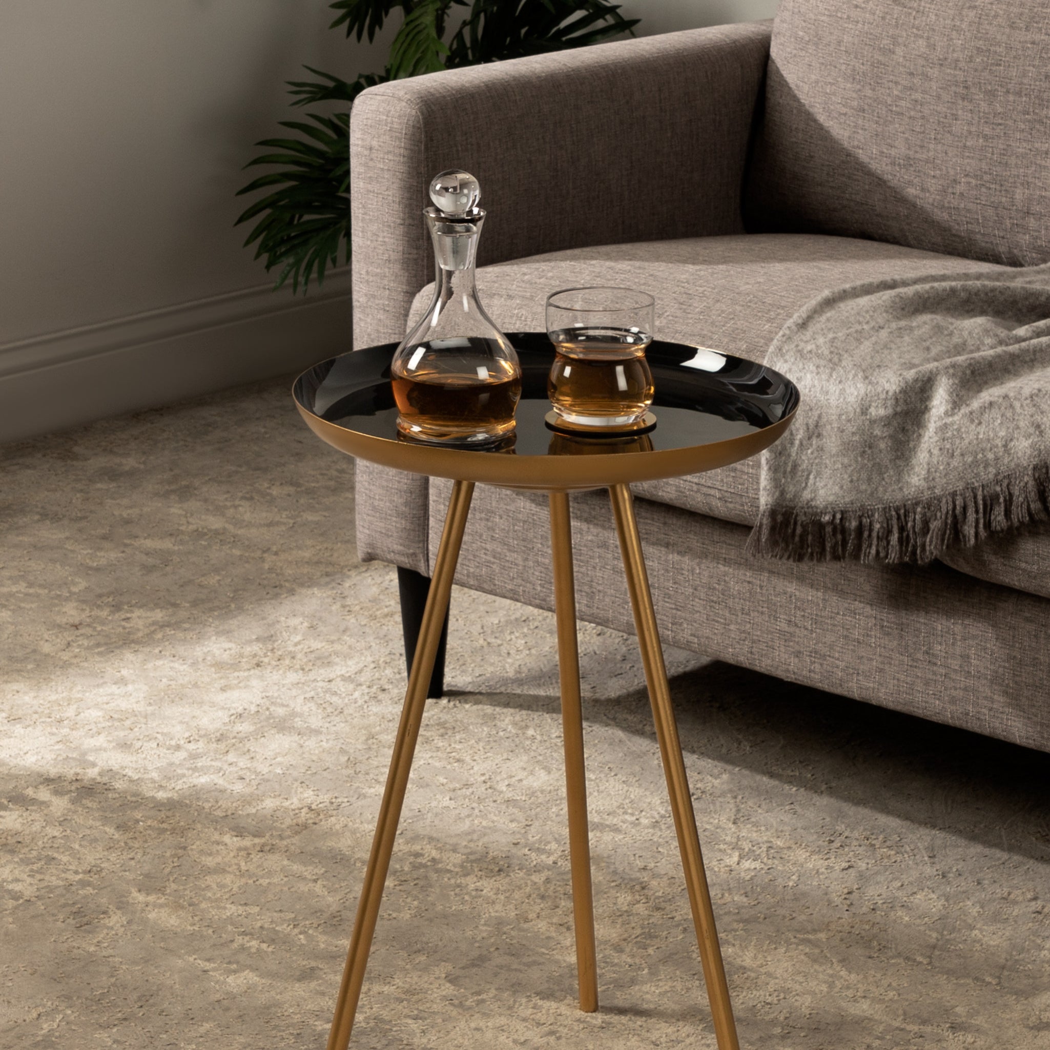 Side Table 15x15x22.5 Black Gold 5