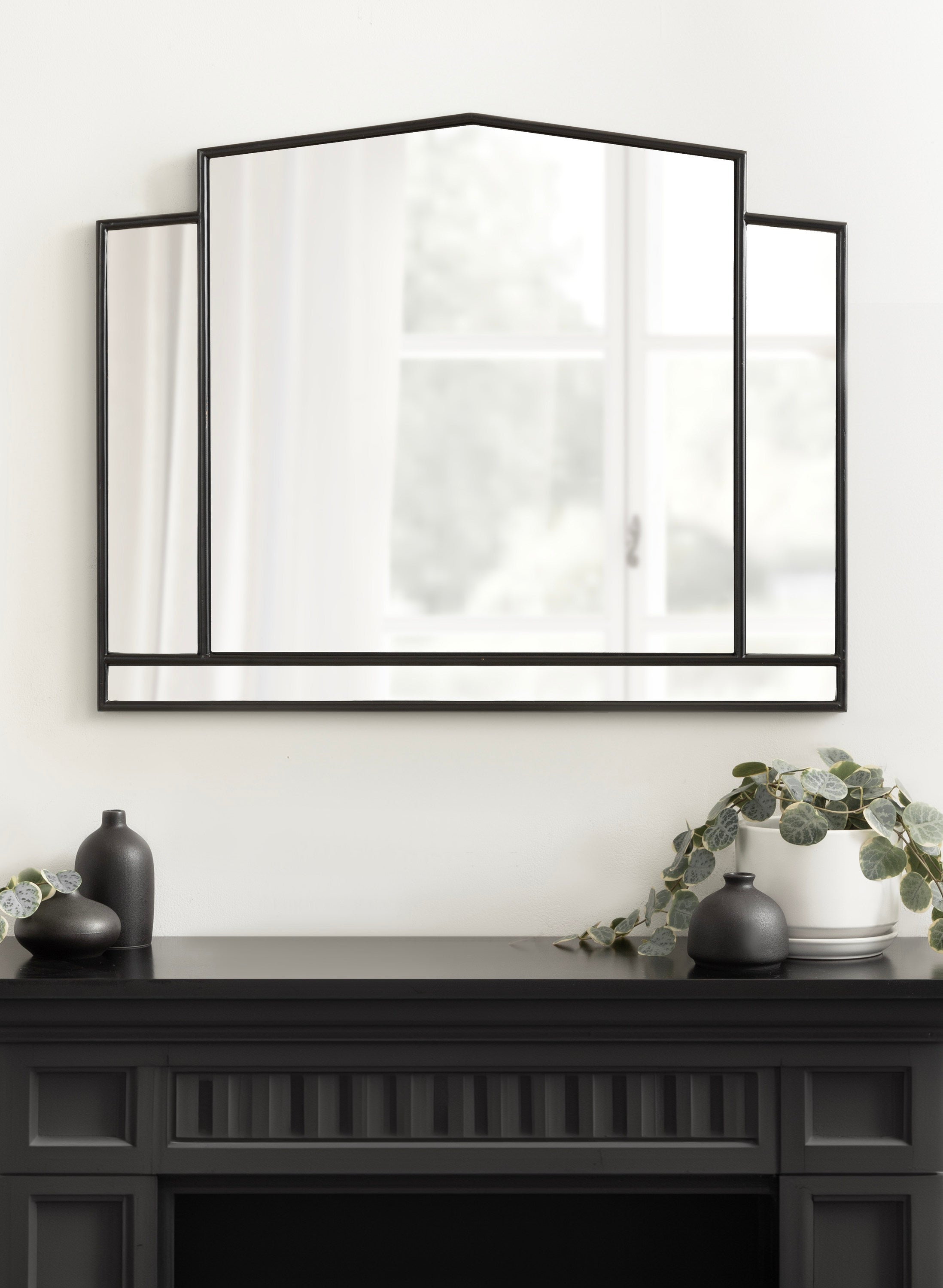 Irregular Mirror Black 32x25 7