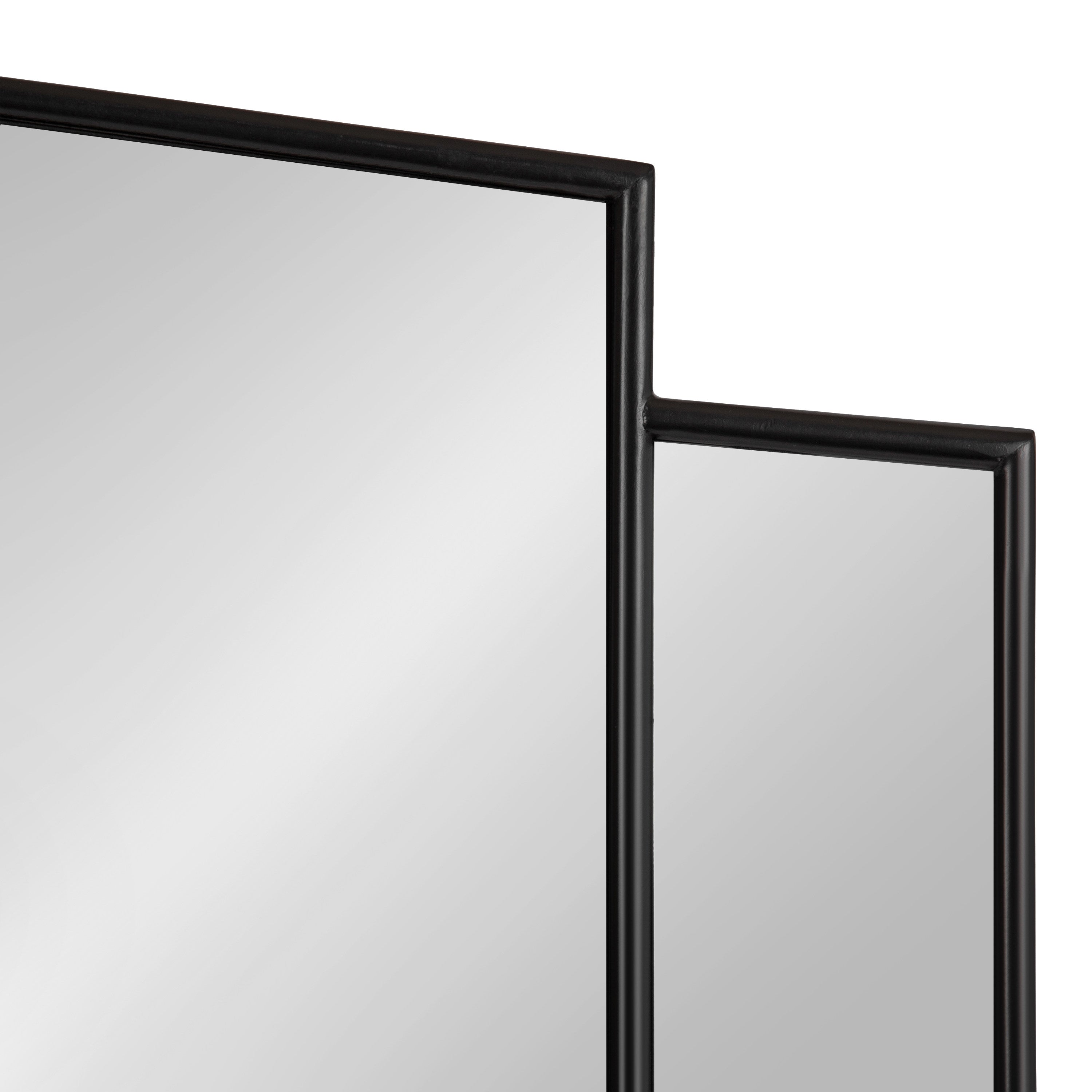 Irregular Mirror Black 32x25 3