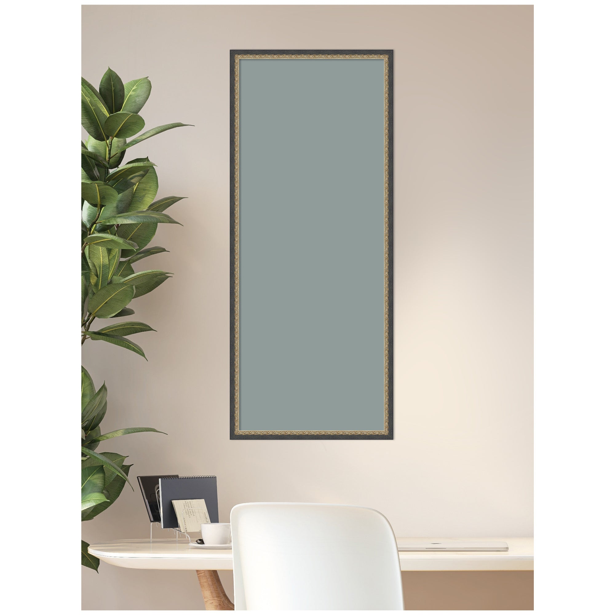 Pinboard Matinee Black Bronze 17x41 7