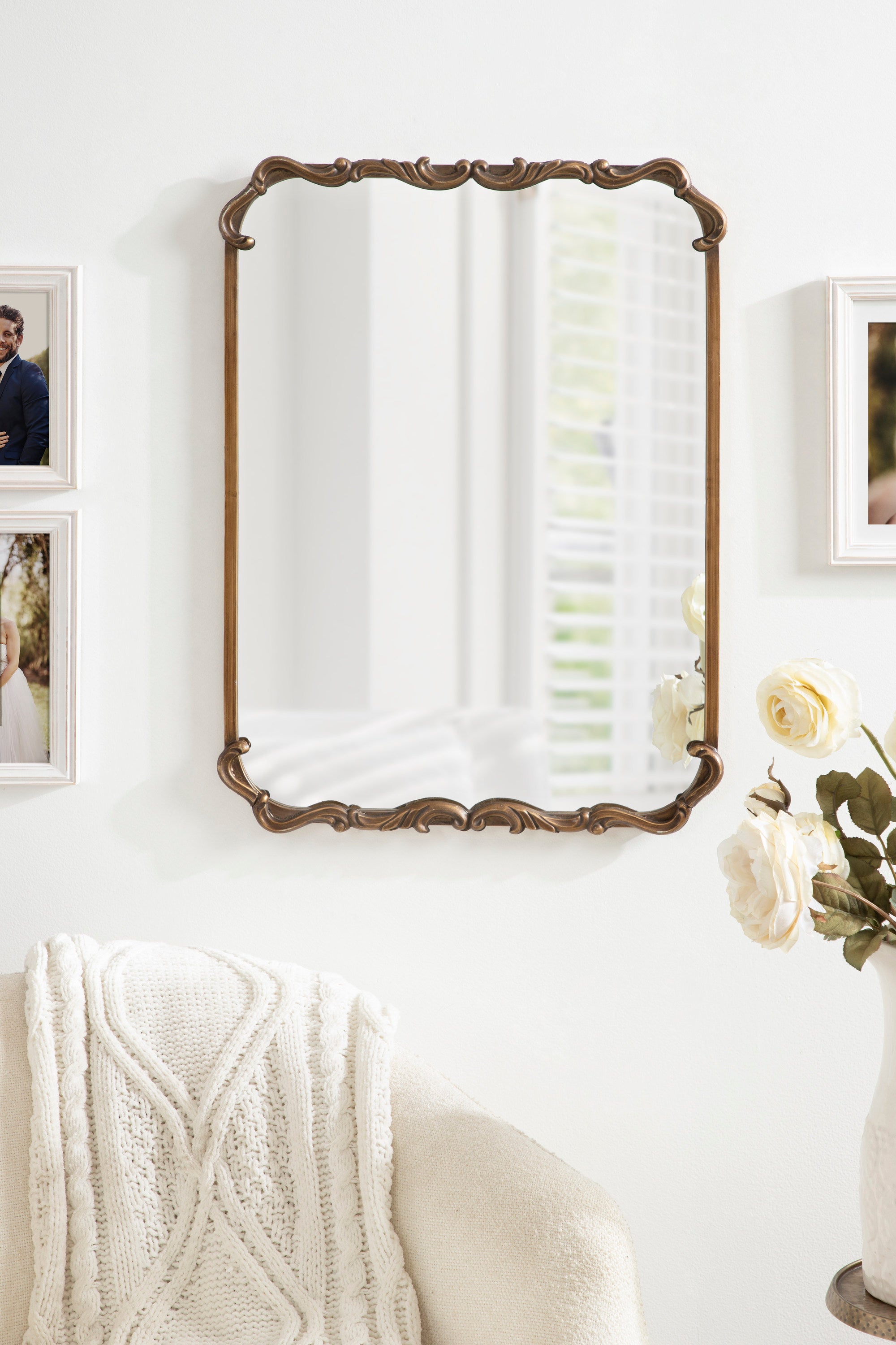 Rectangle Mirror Gold 20x27 6