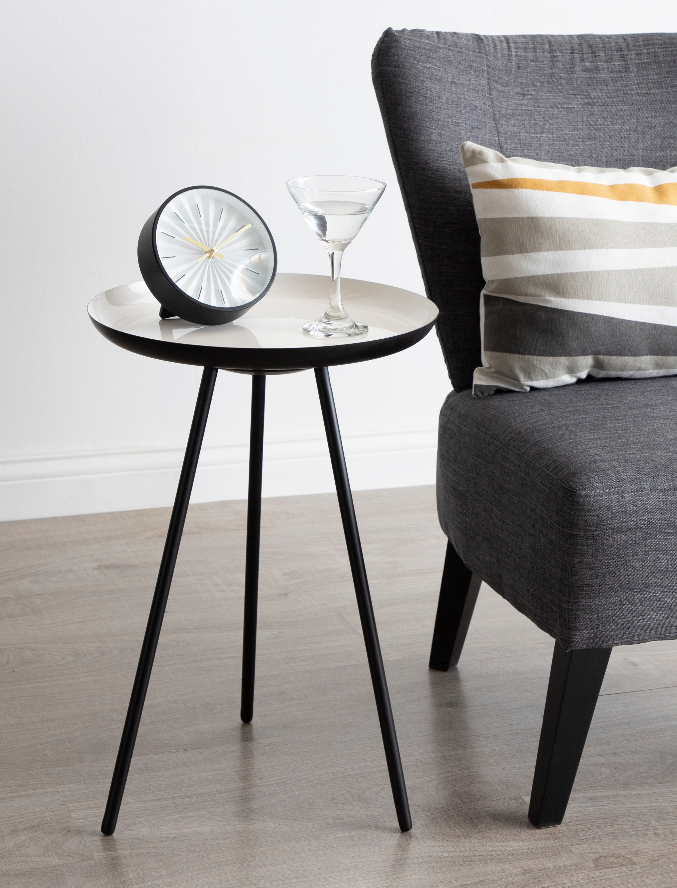 Side Table 15x15x22.5 Black White 5
