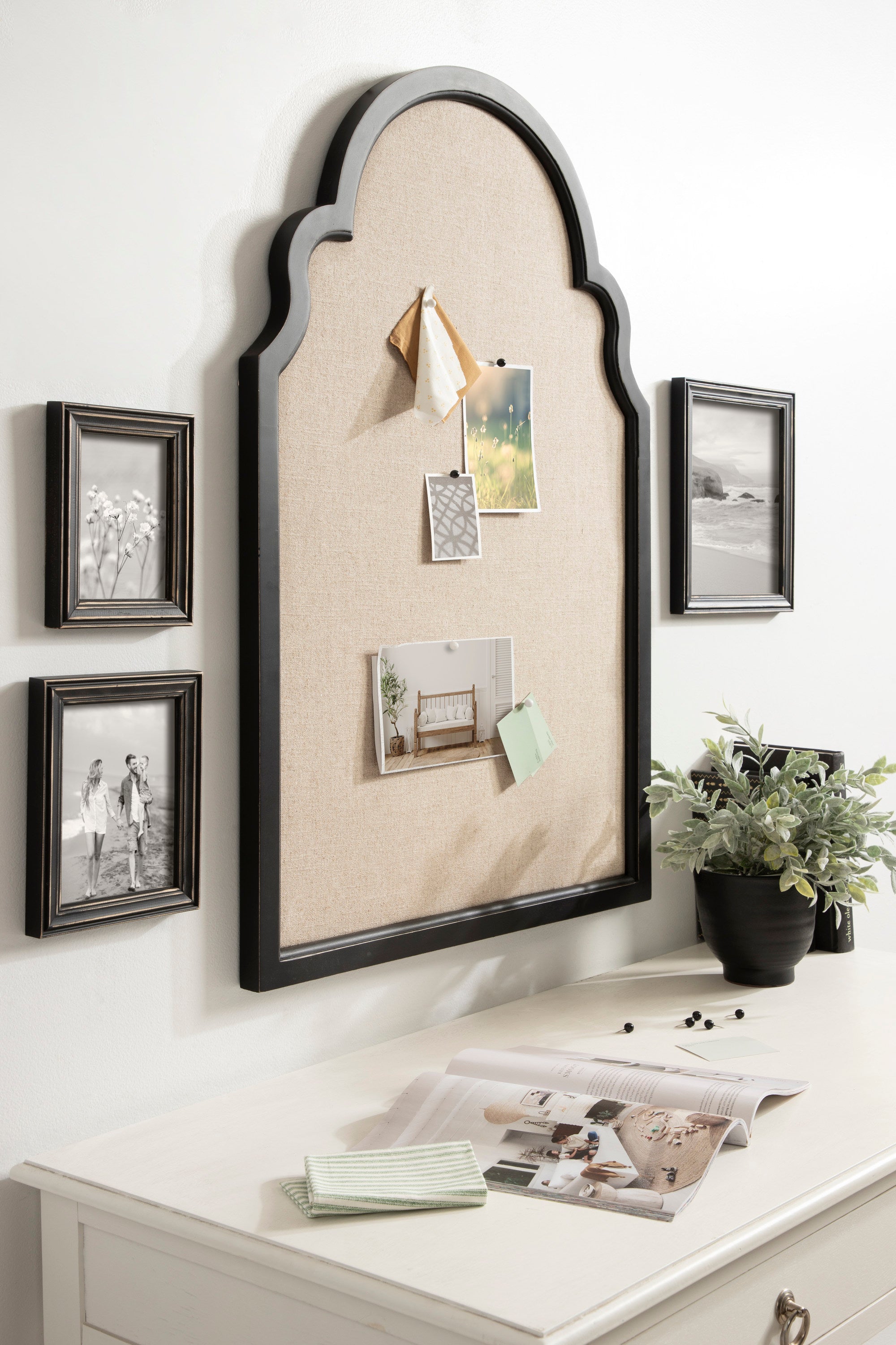 Pinboard Black 24x36 6