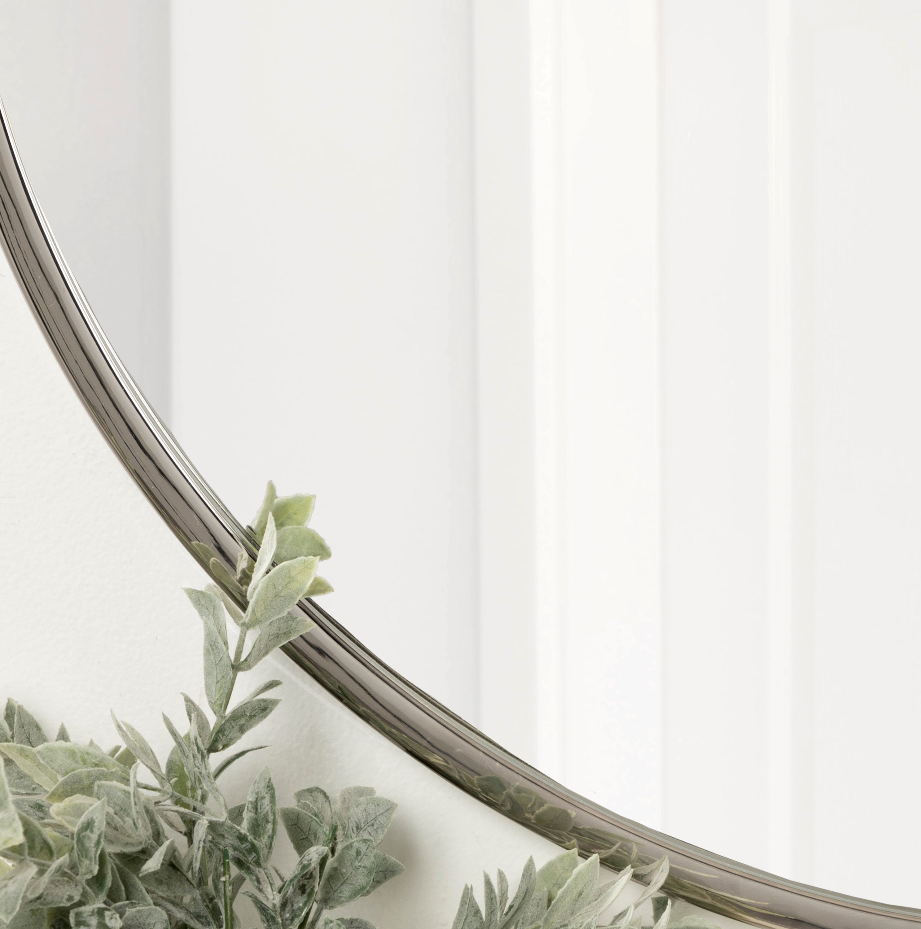 Round Mirror Silver 28" Diameter 7