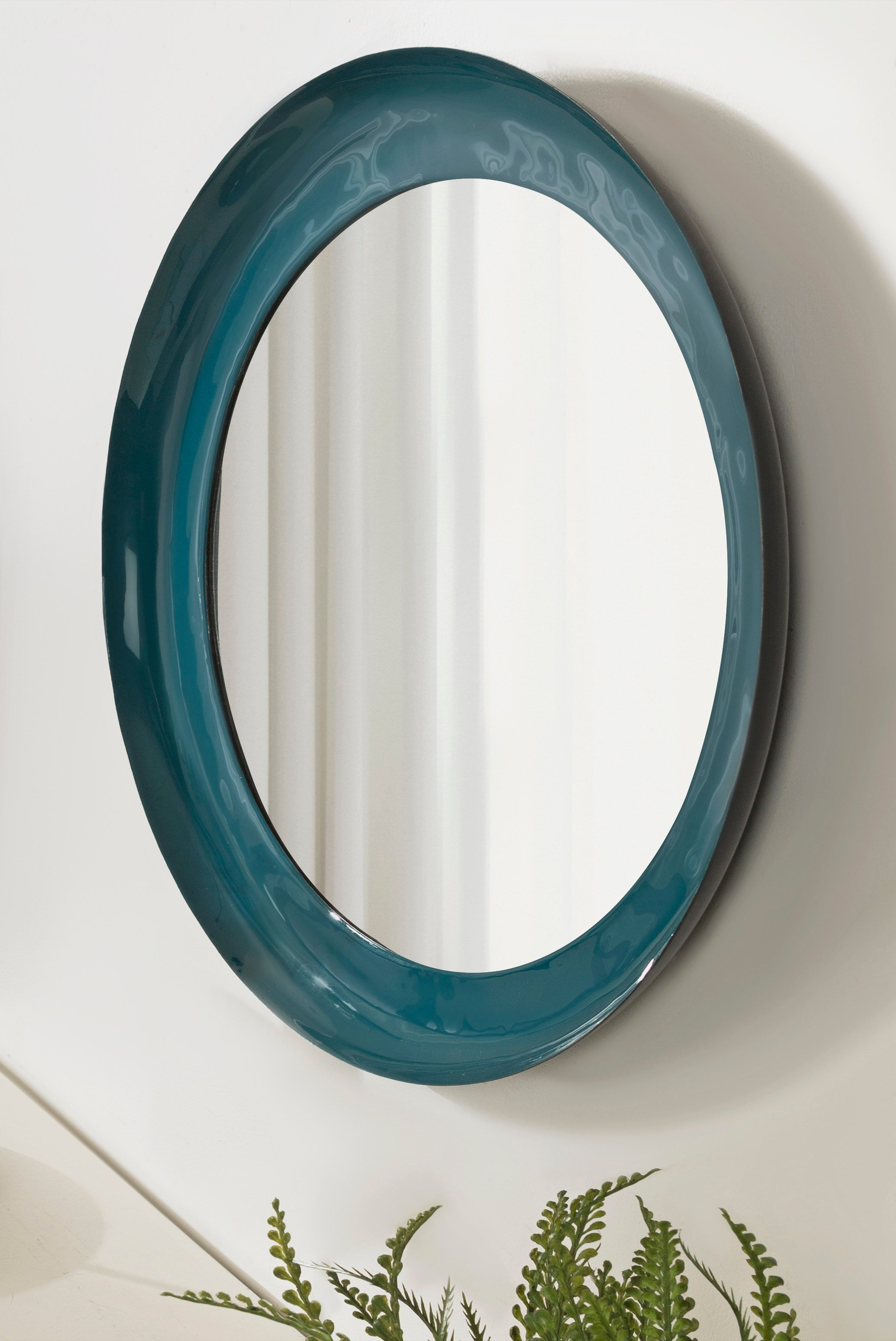 Round Mirror Teal Black 22x22 8