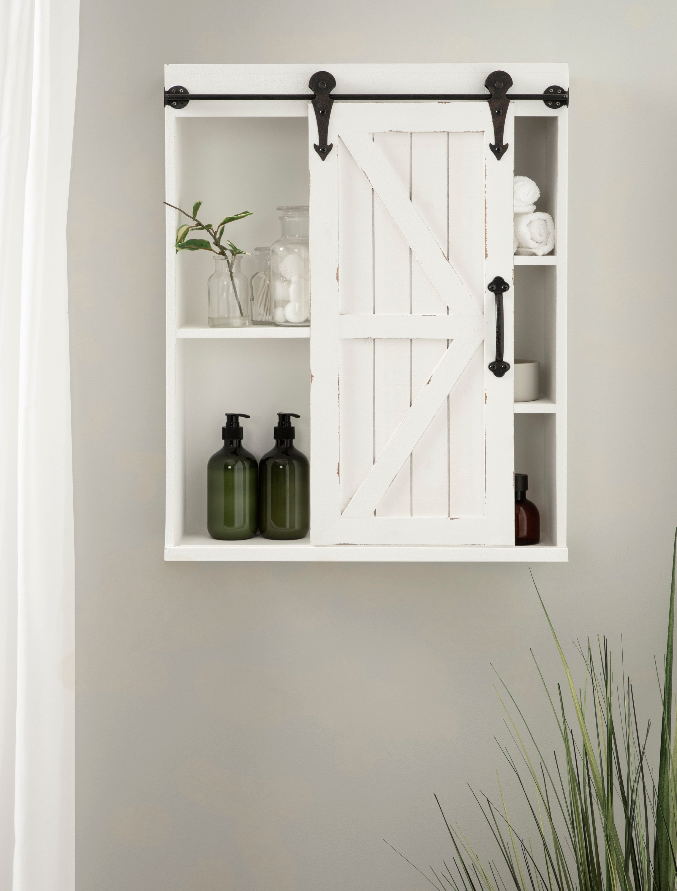Cabinet White 22x28 8