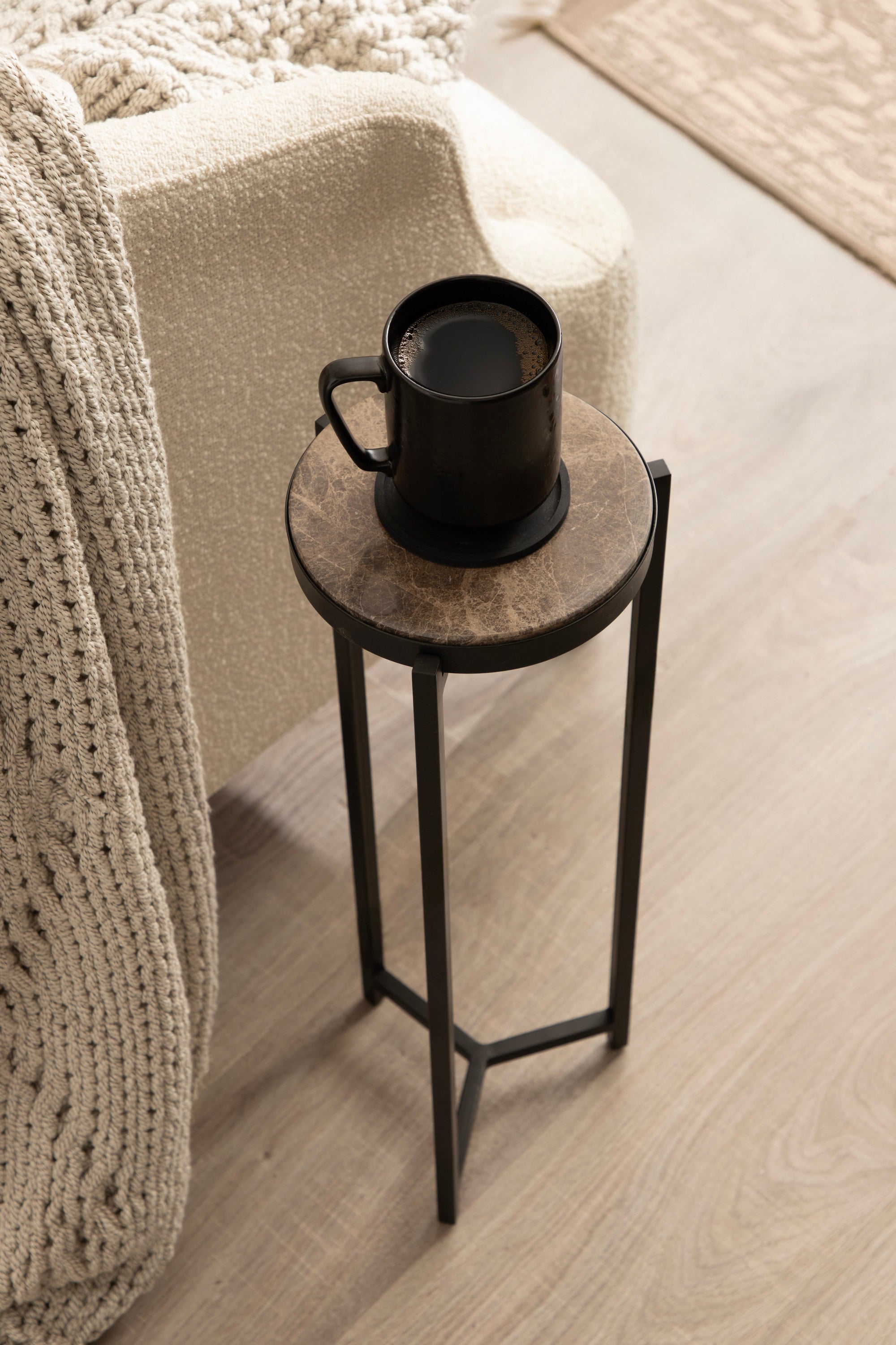 Drink Table Brown Black 9x9x23 7