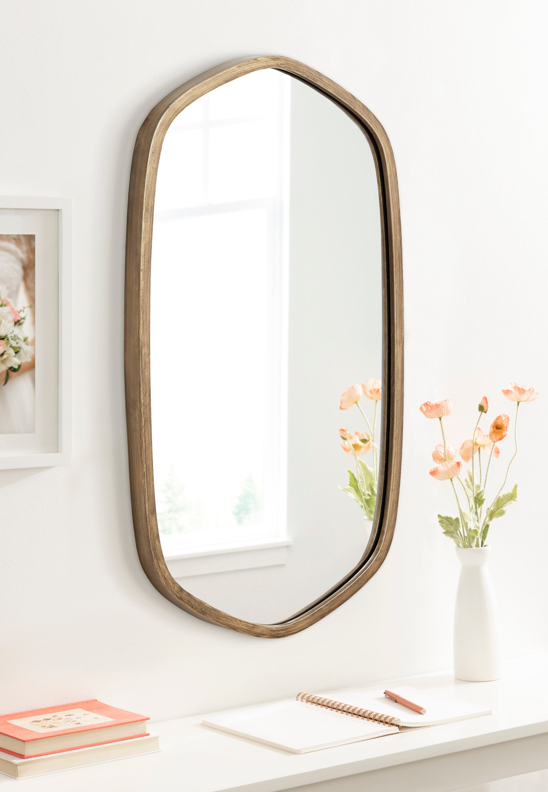 Hexagon Mirror Gold 20x36 6