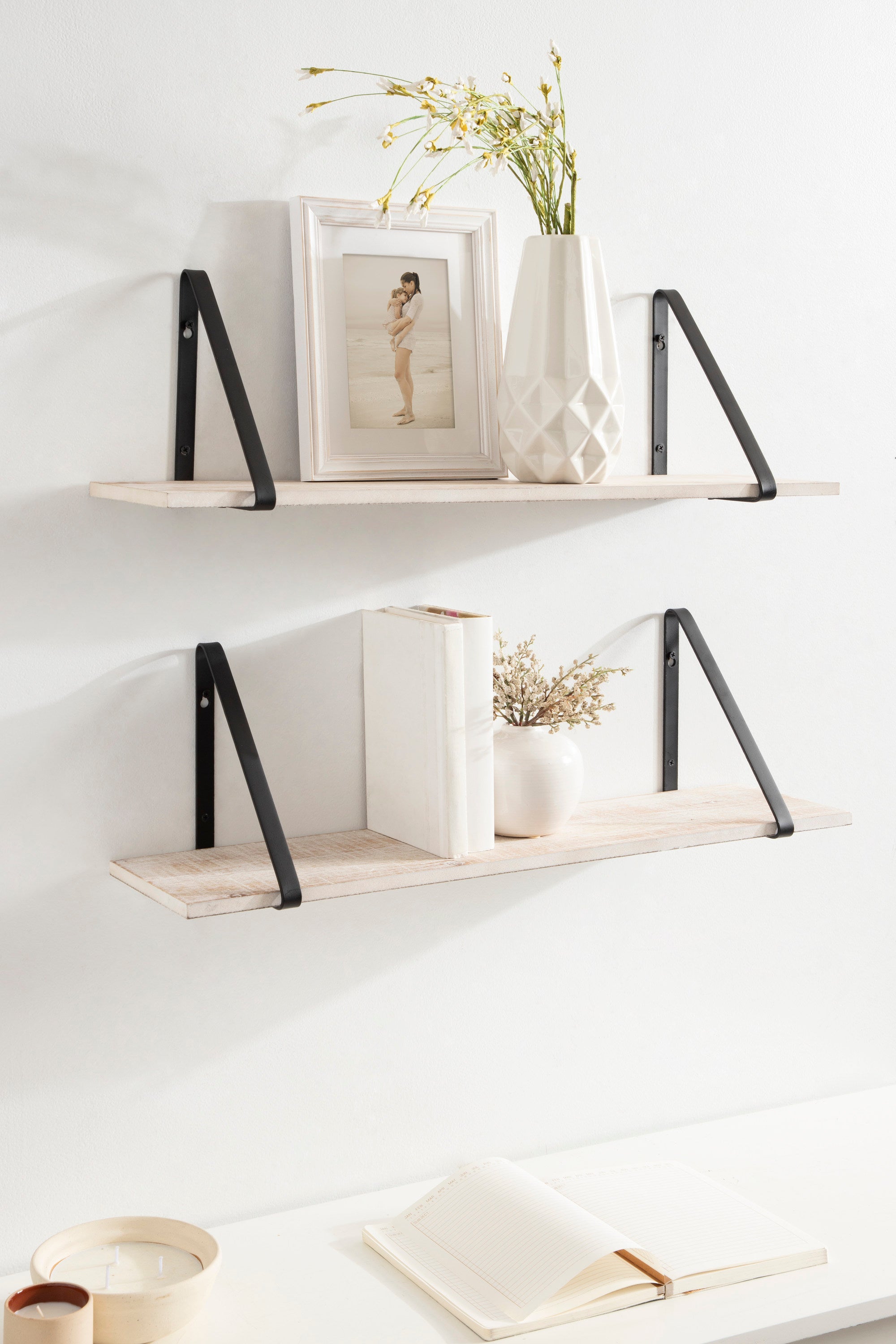 Floating Shelf White 2 Pk-28" 7