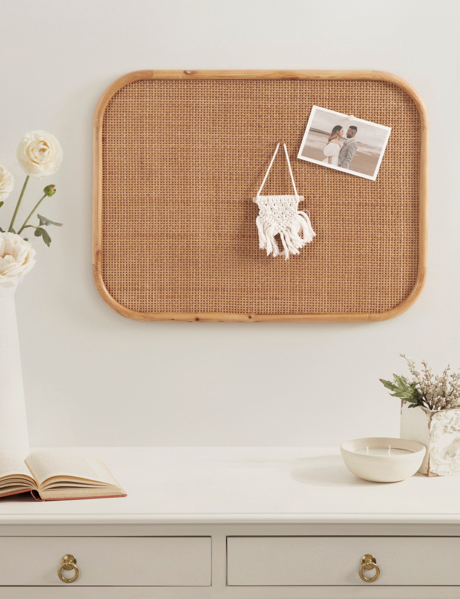 Planche Rattan Wall Pinboard