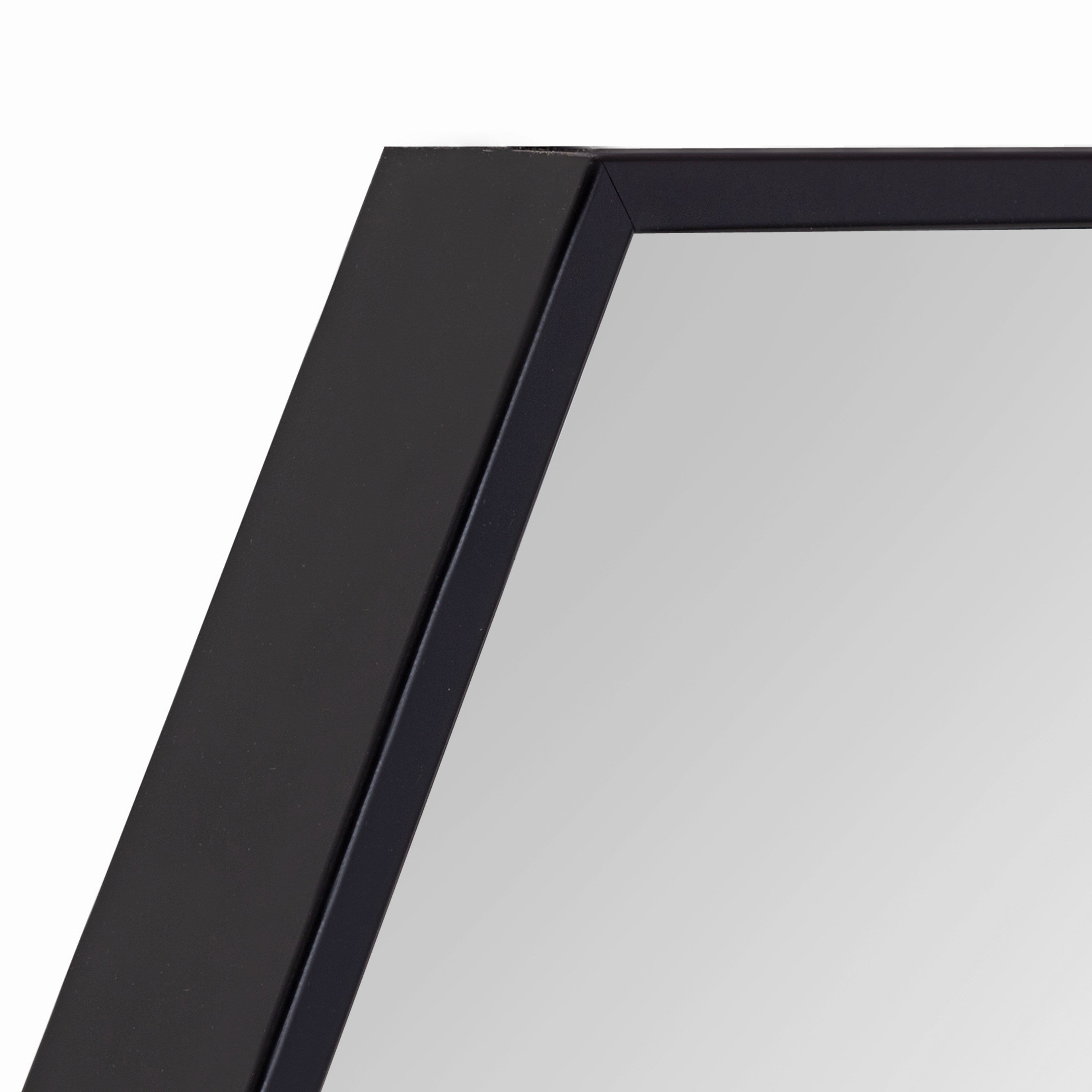 Hexagon Mirror Black 22x31 6