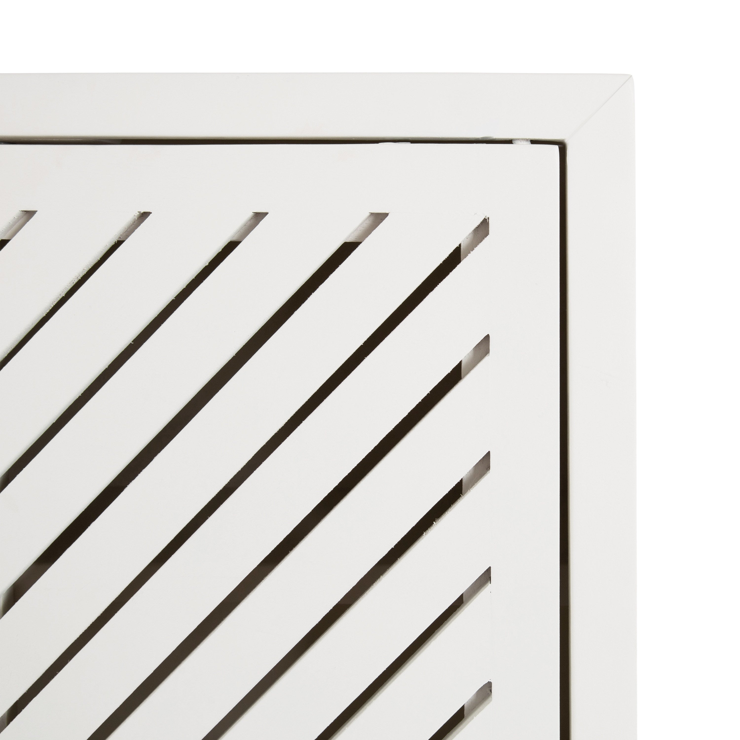 Cabinet White 22x7x28 3