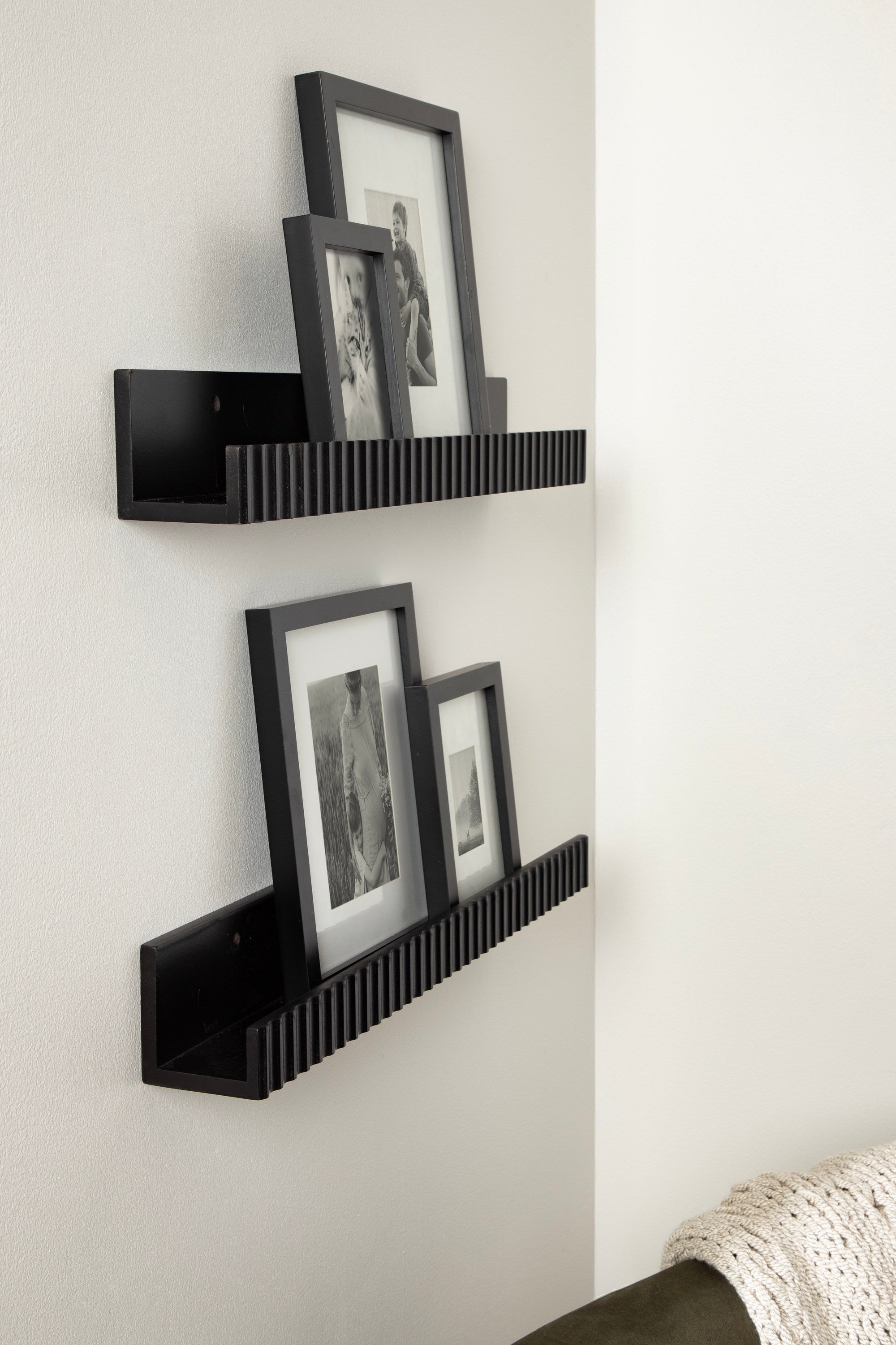 Floating Shelf Black 2 Piece 24 Inch 7