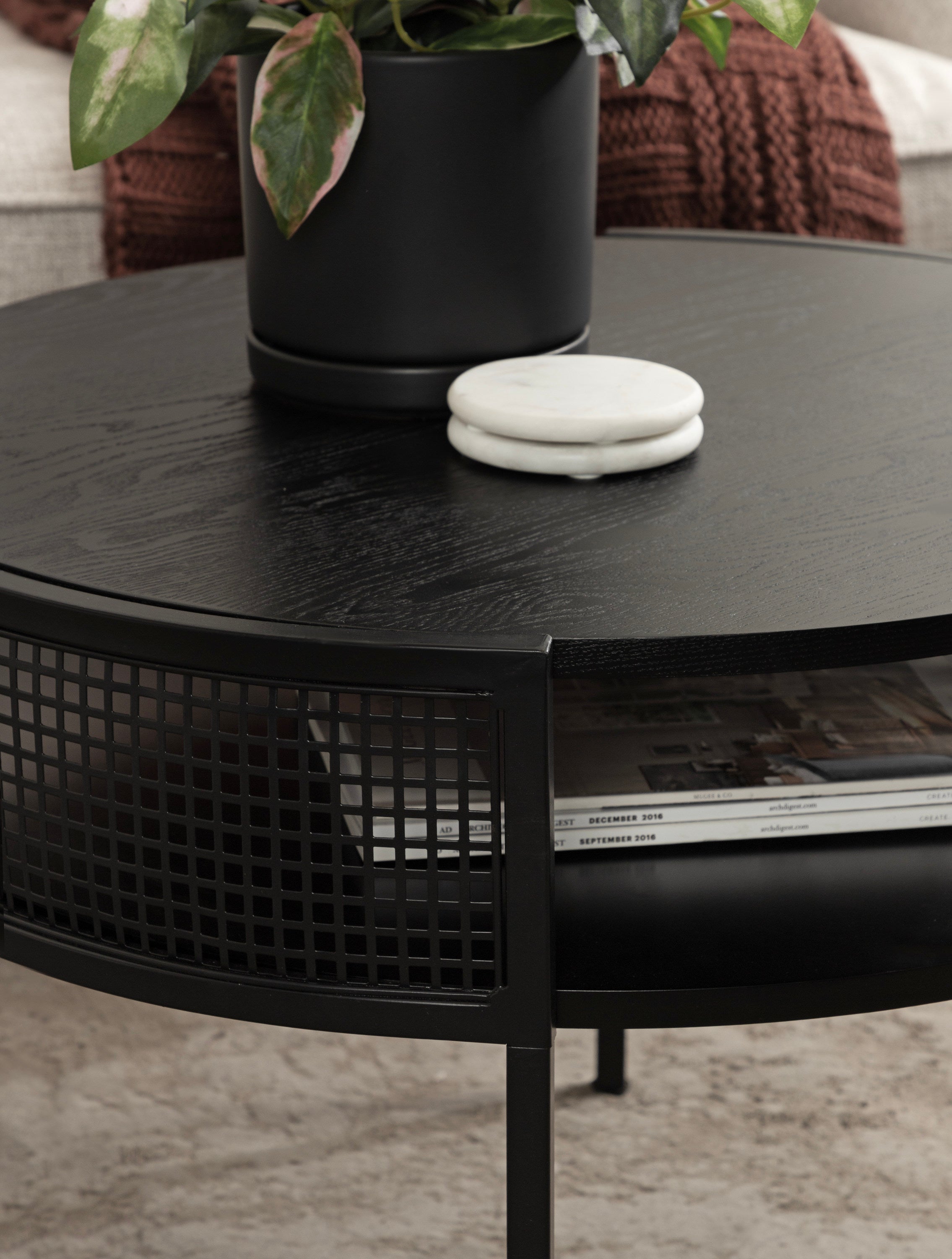 Urso Round Coffee Table