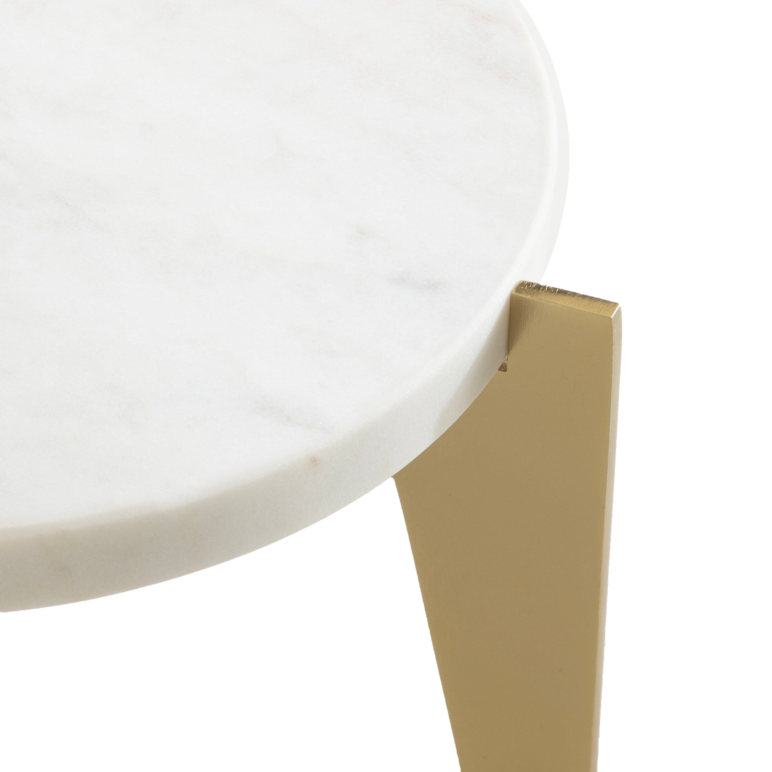 Icelyn Round Plant Stand Set