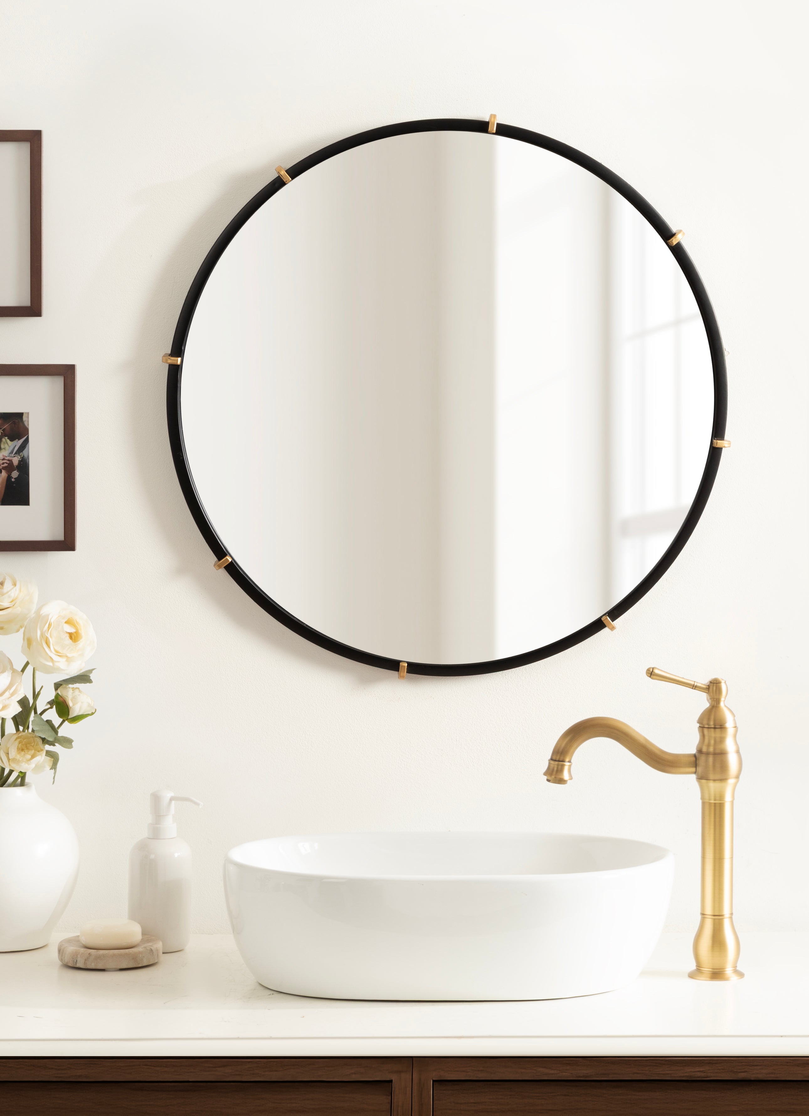 Venturi Round Metal Mirror