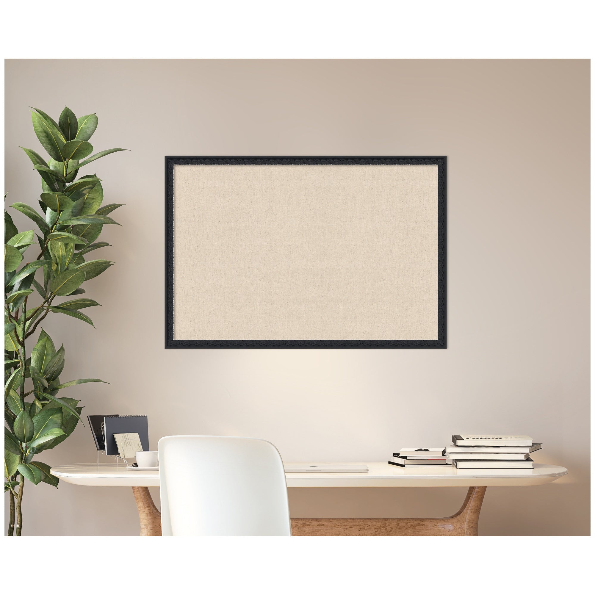Pinboard 38x26 Bethany Black 6