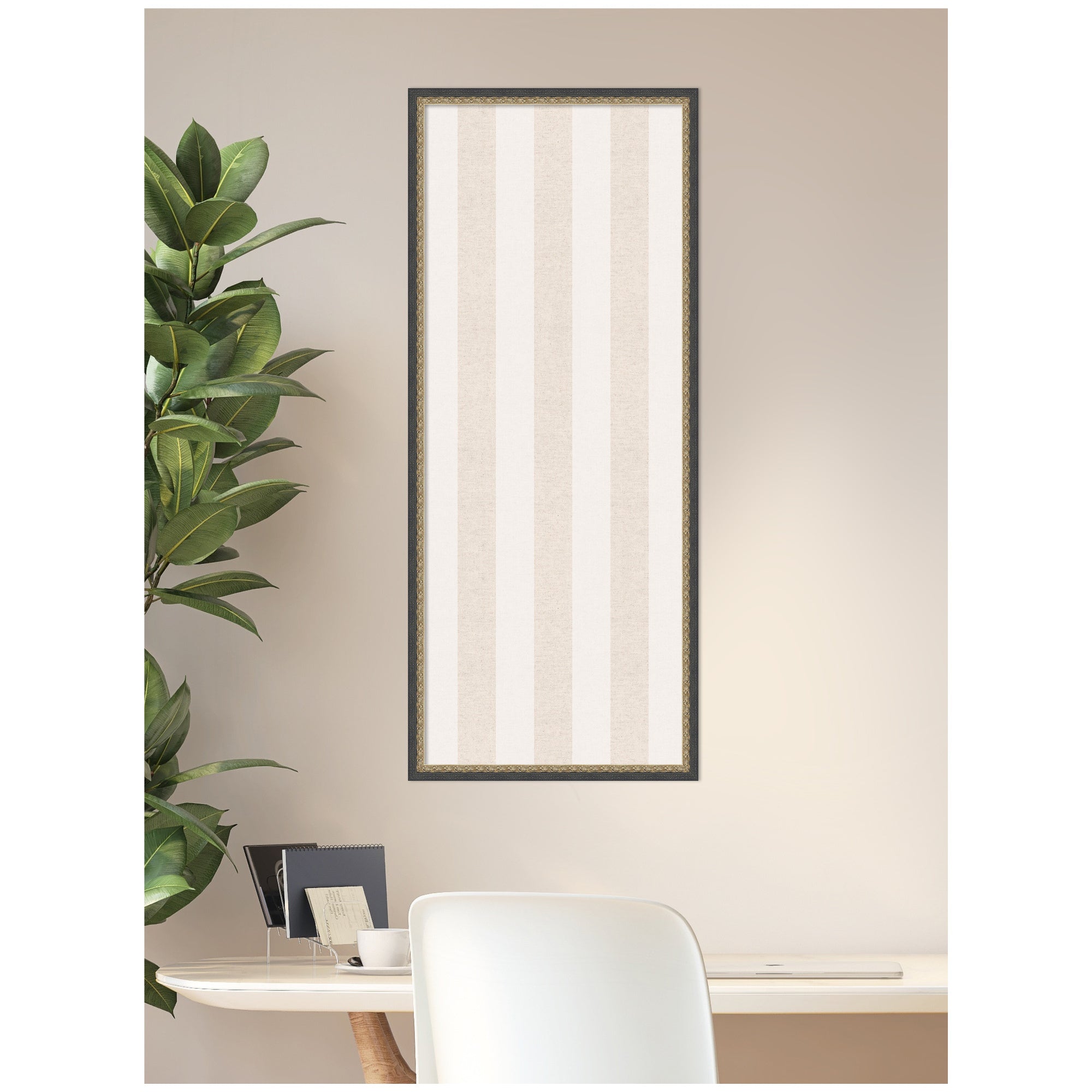 Pinboard Matinee Black Bronze 17x41 7