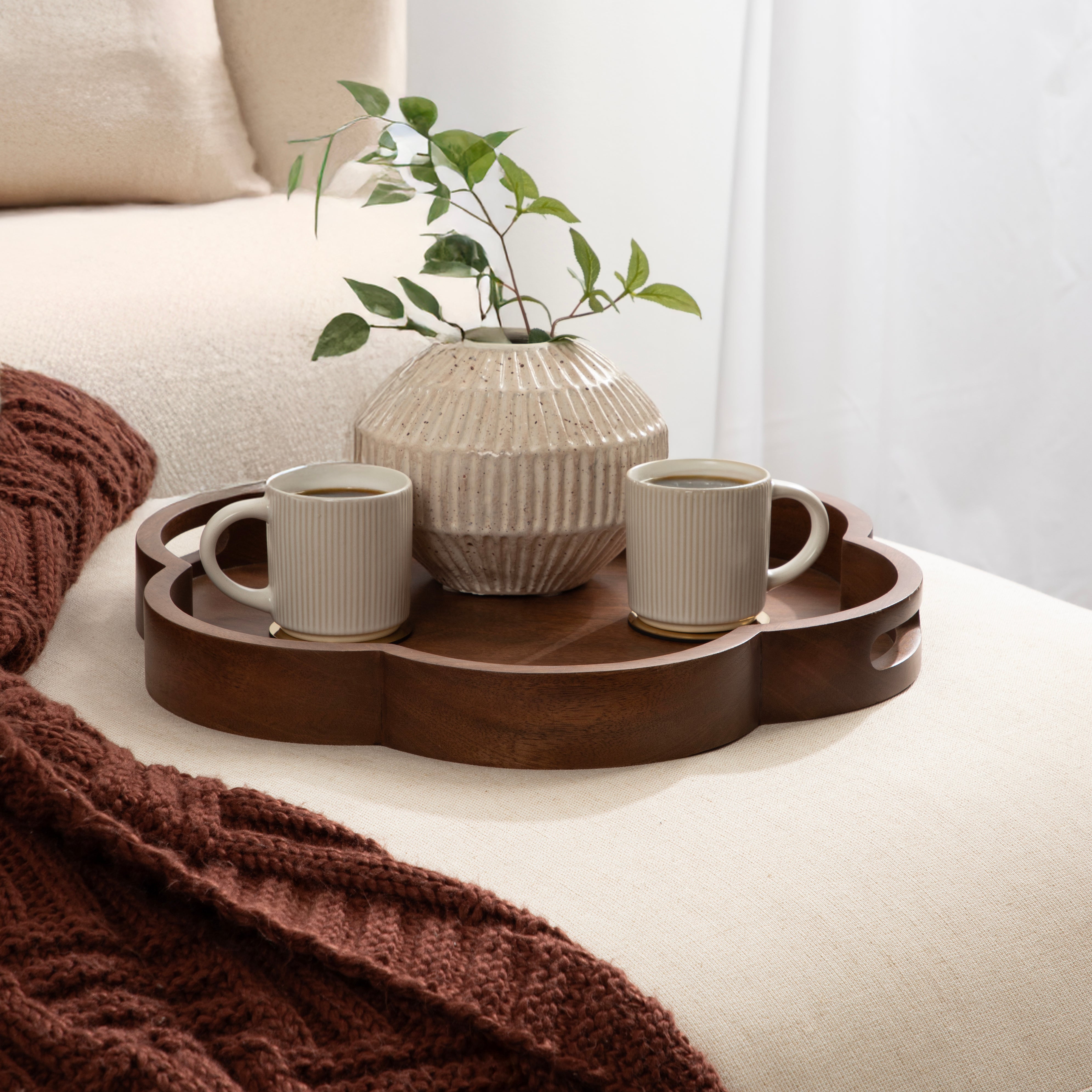 Single Tray 19" Diameter Walnut Brown 7