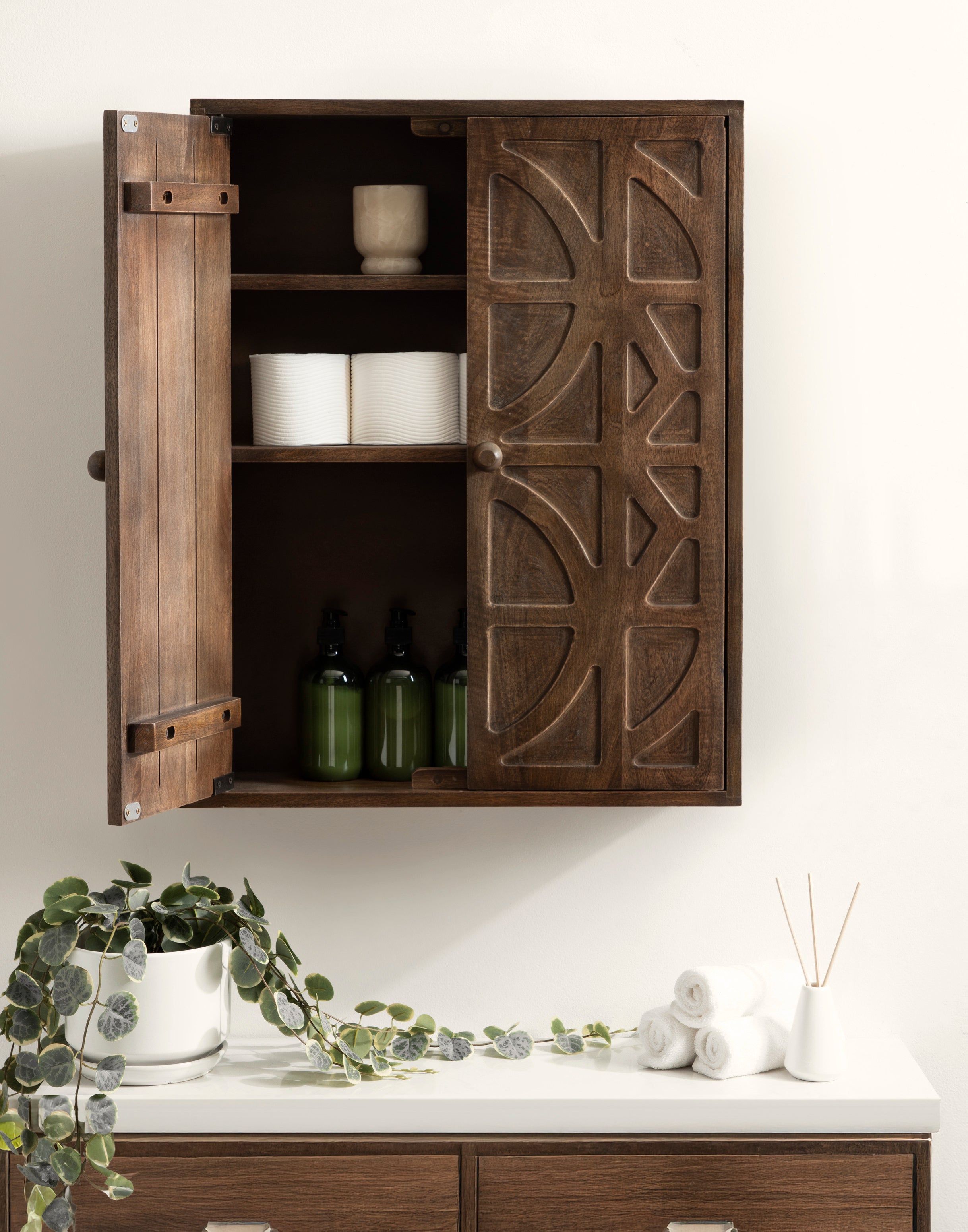 Cabinet Brown 22x7x28 8