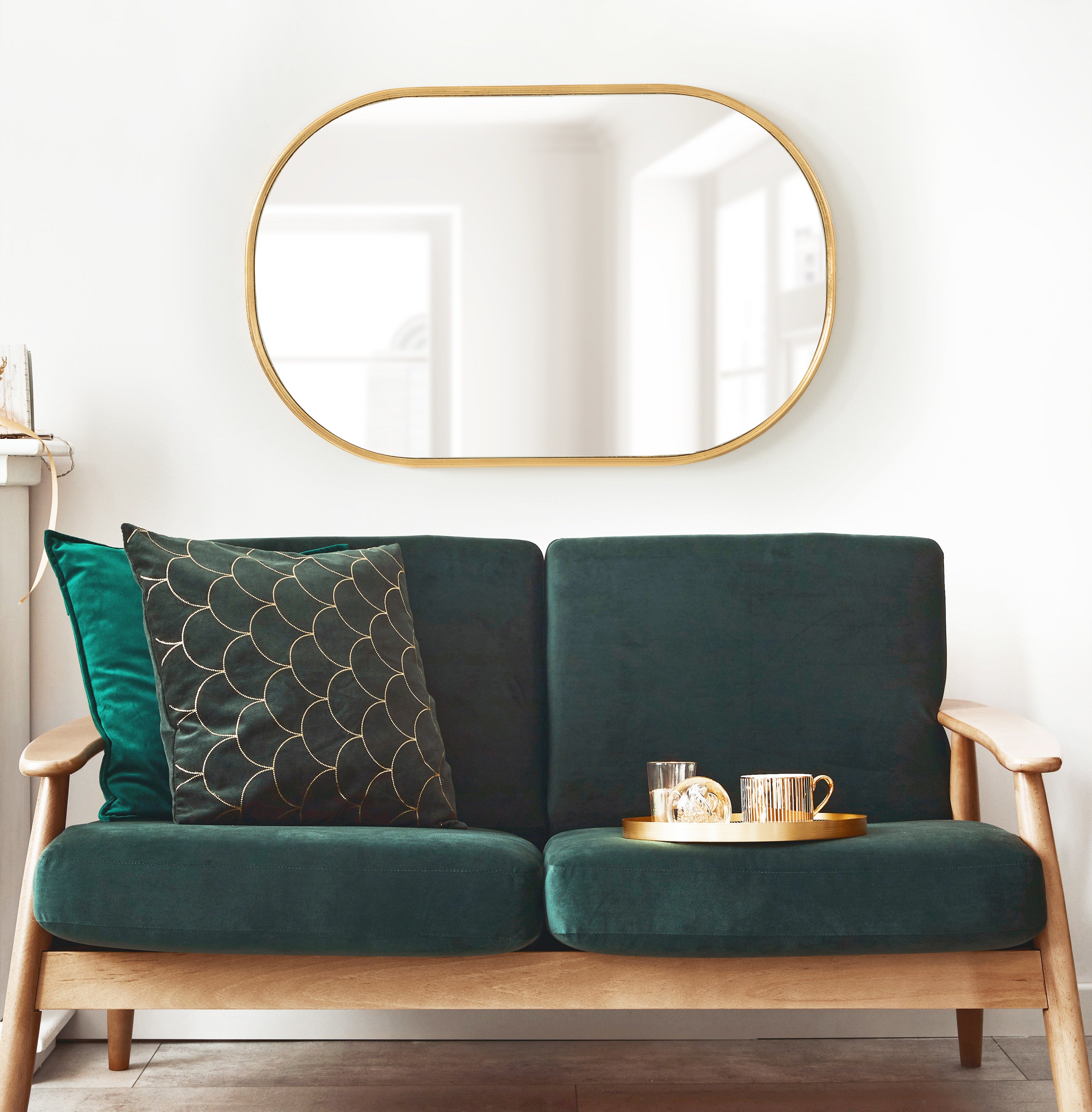 Capsule Mirror Gold 22x34 6