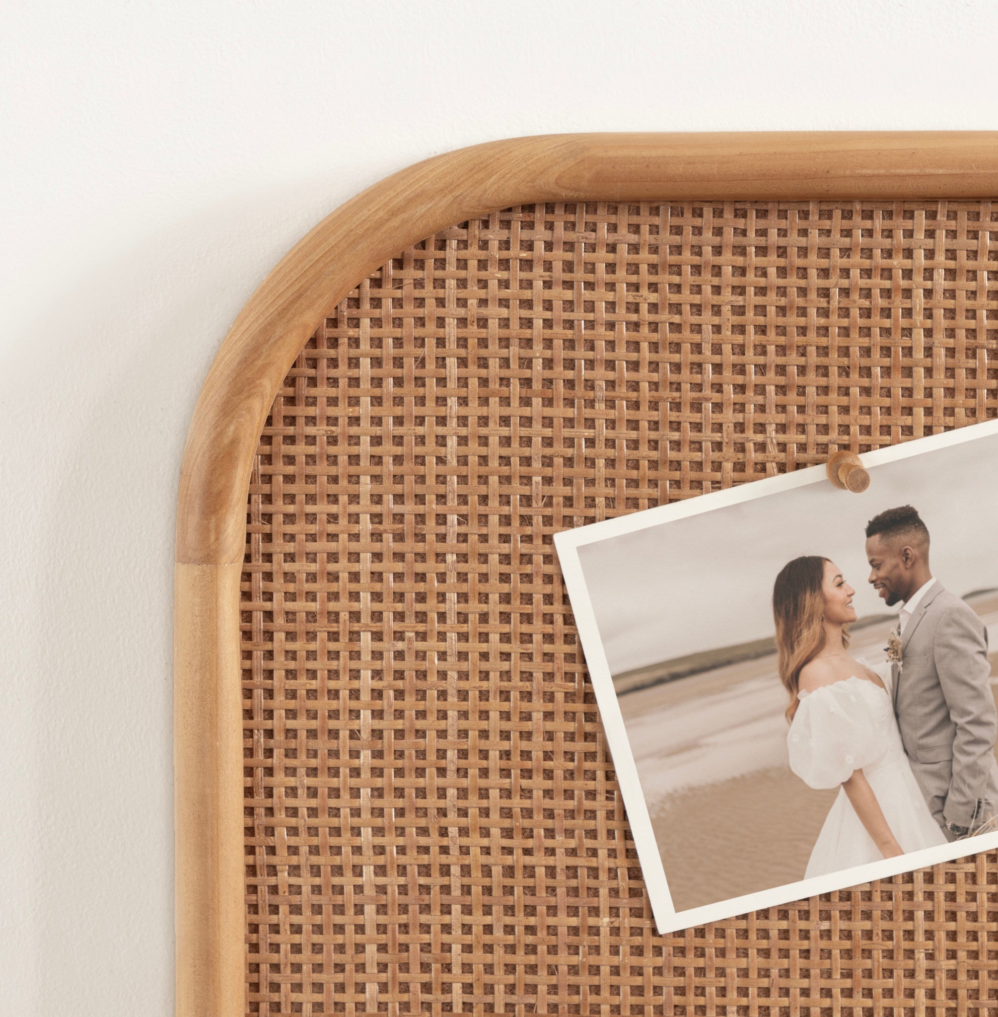 Planche Rattan Wall Pinboard