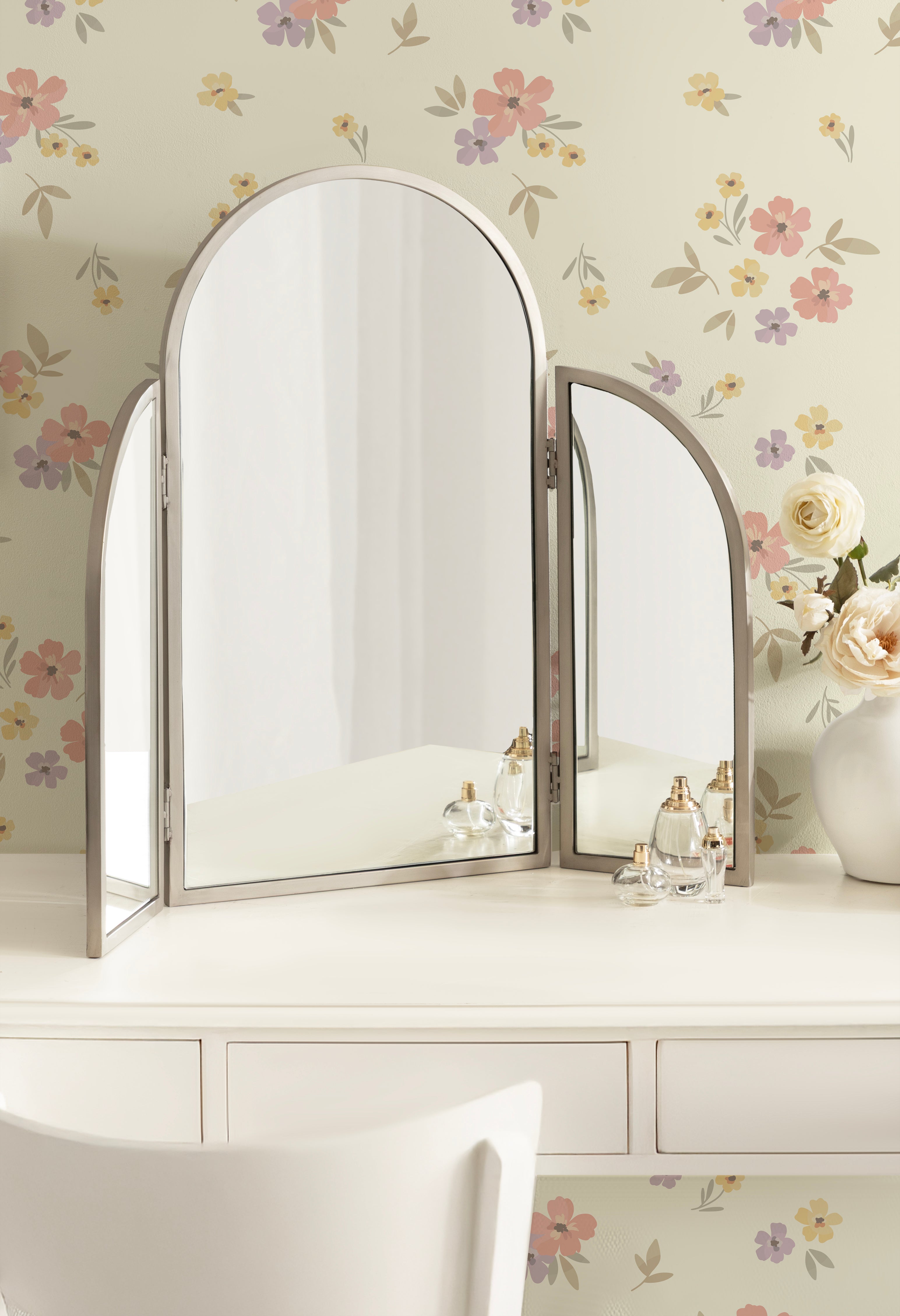 Functional Mirror Silver 28x28 7