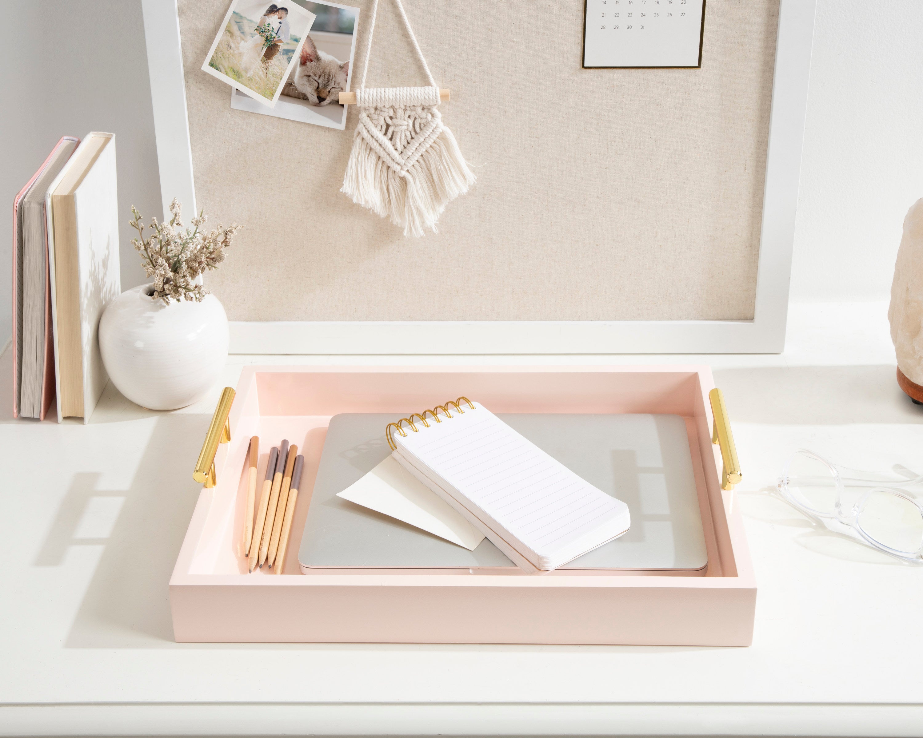 Single Tray Pink 17x13 6