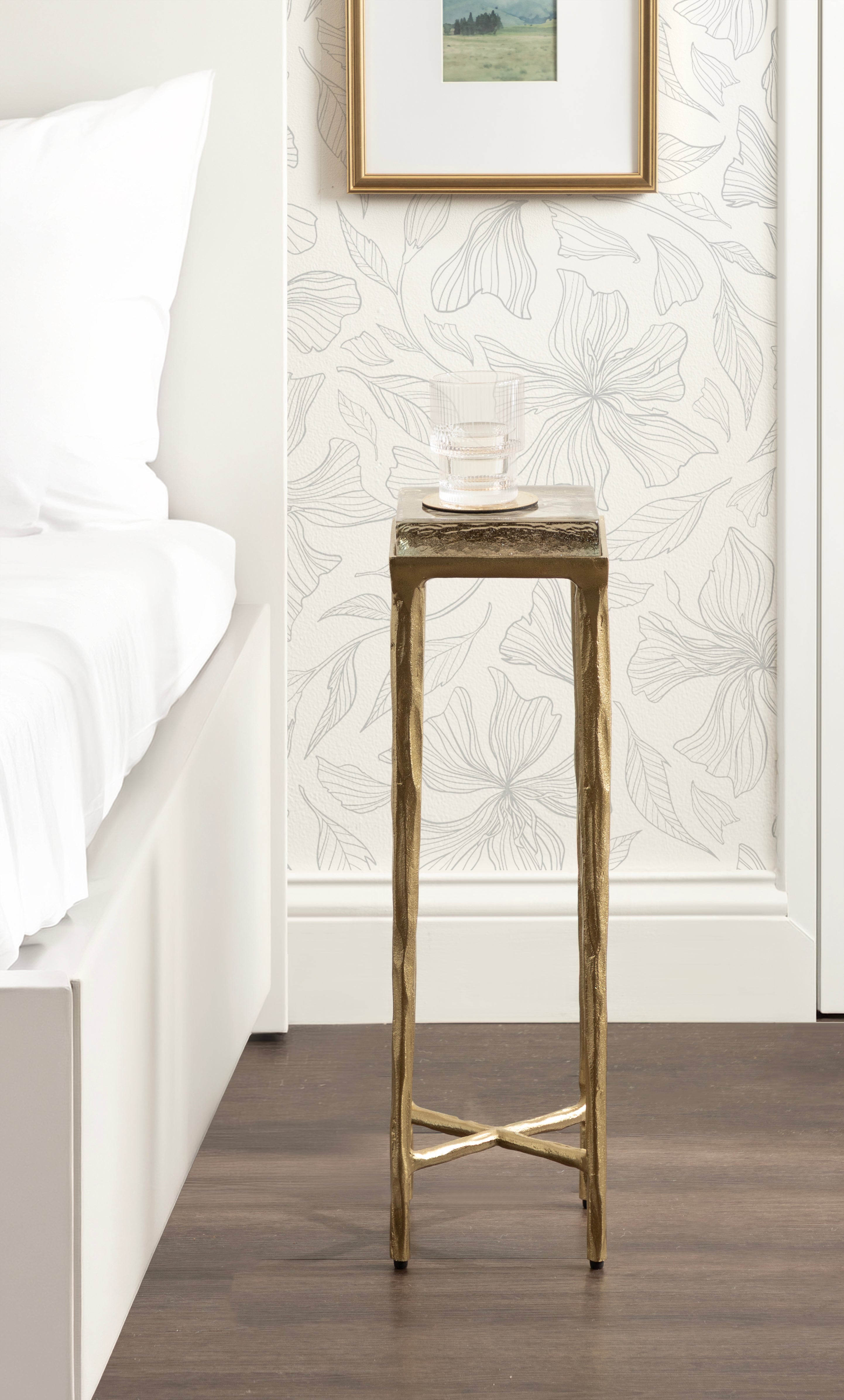 Drink Table Gold 7x7x22 8