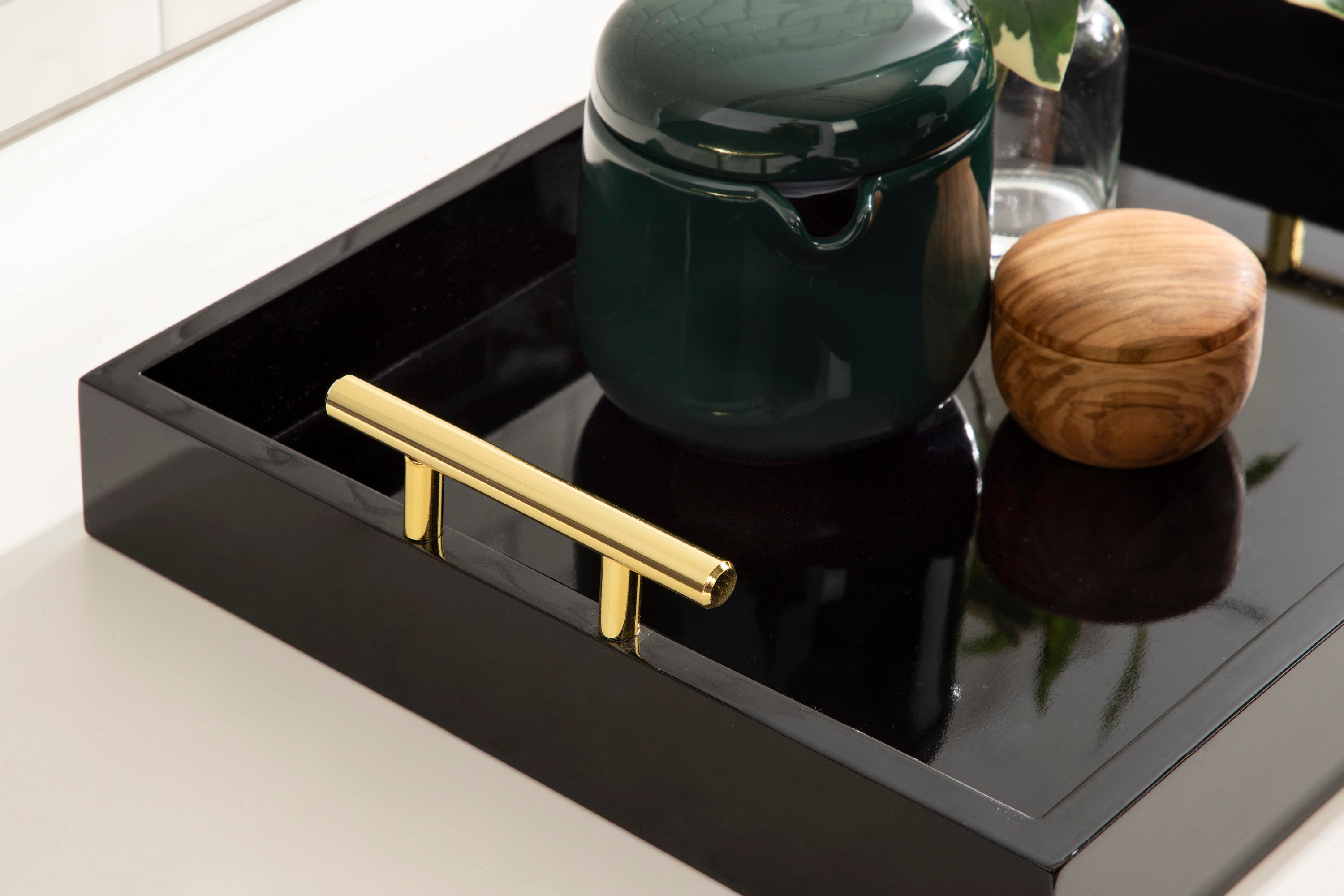 Single Tray Black Gold 17x13 7