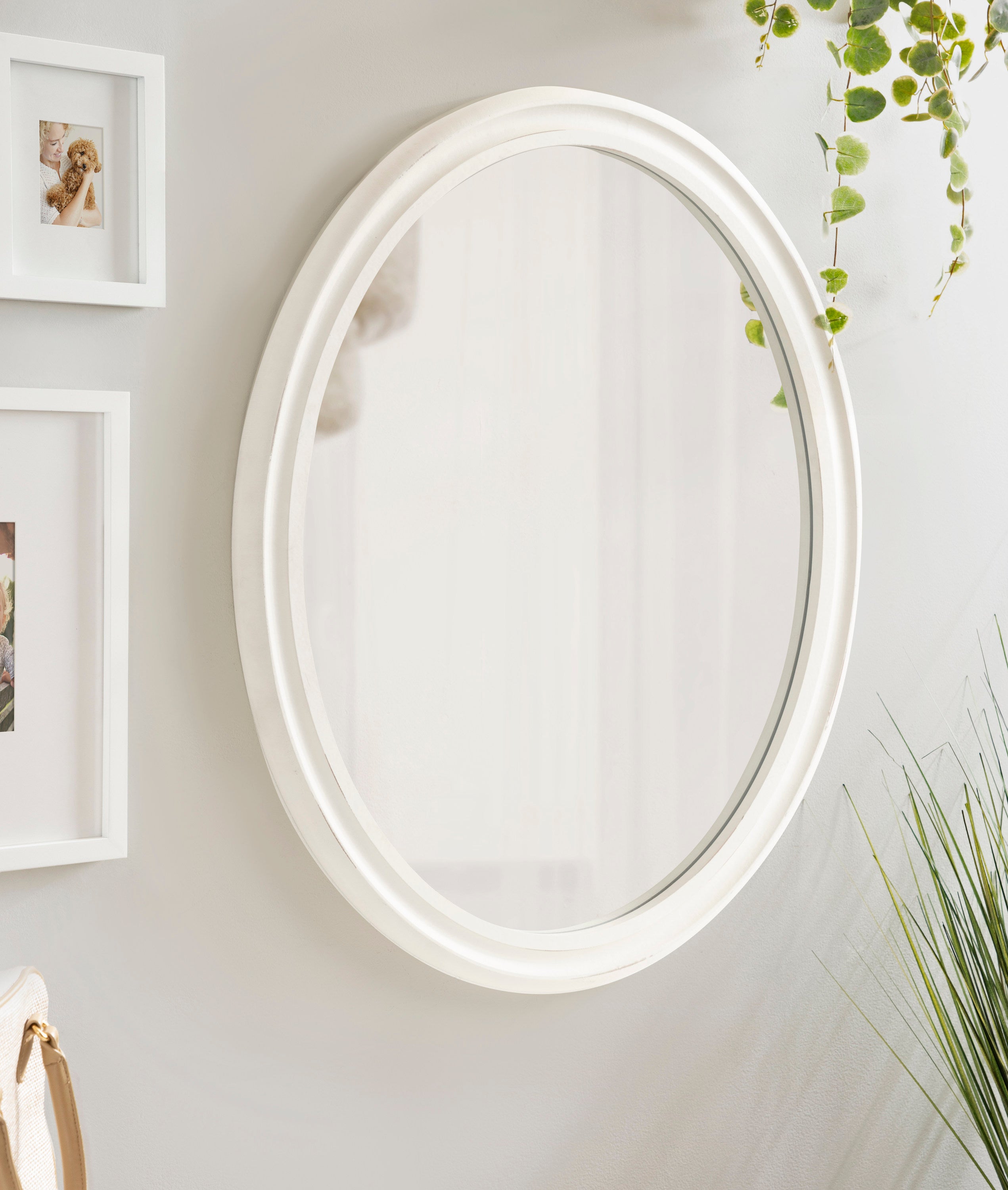 Oval White 24x30 8
