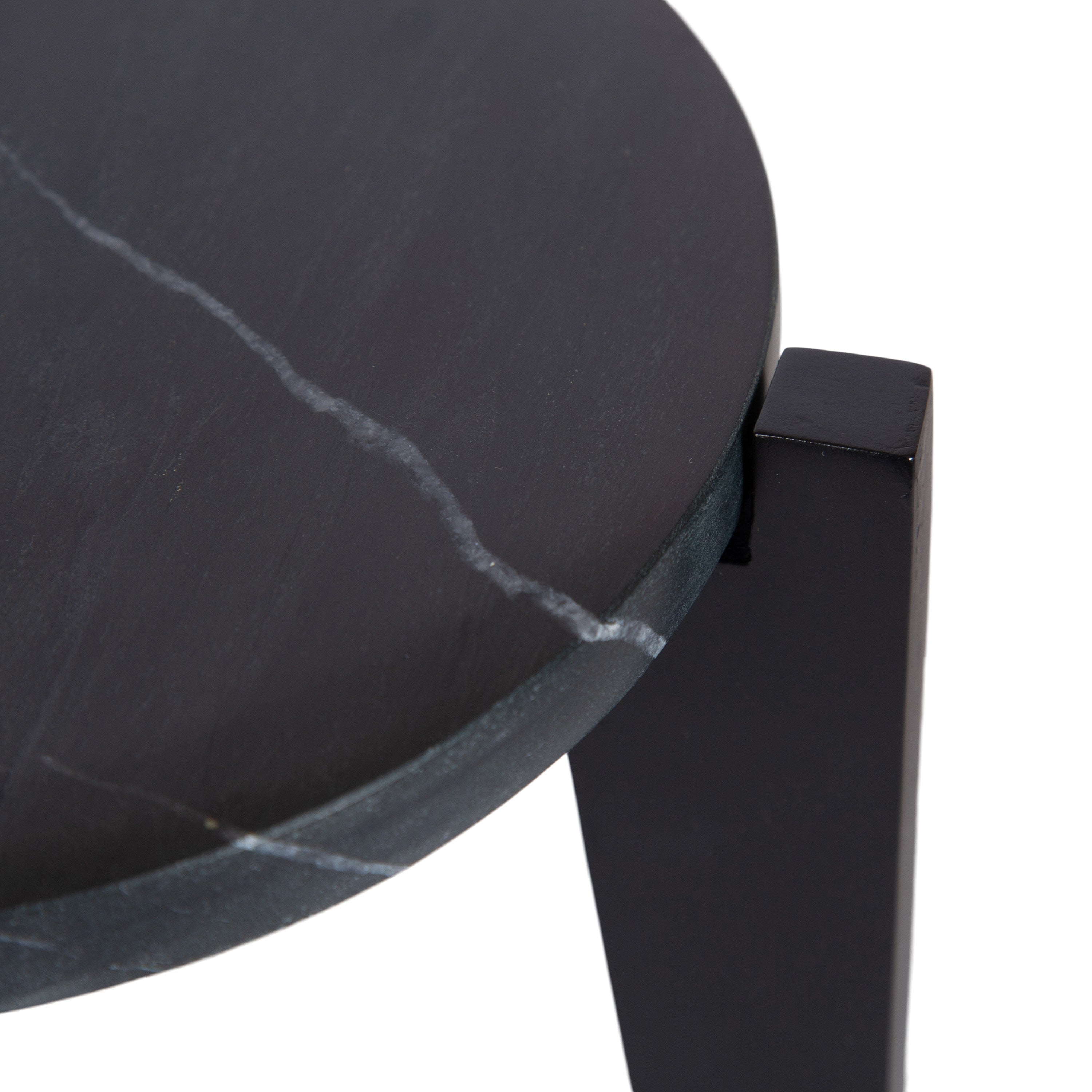 Icelyn Round Plant Stand Set