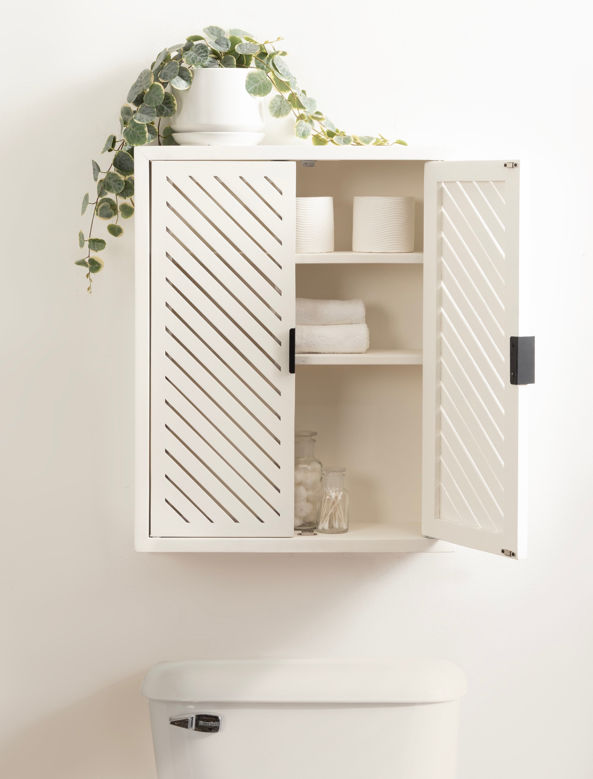 Cabinet White 22x7x28 7