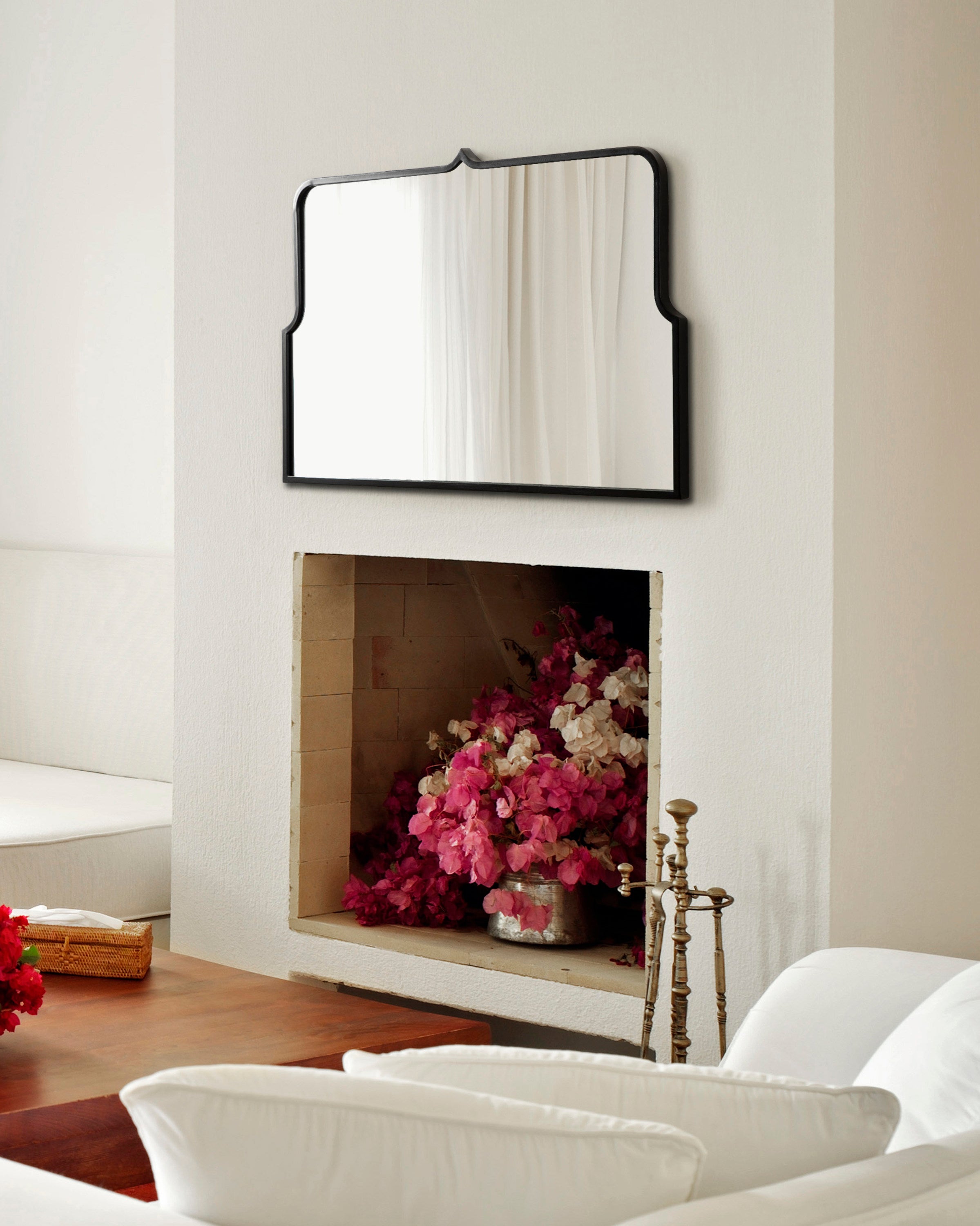 Gezella Scallop Arched Wall Mirror
