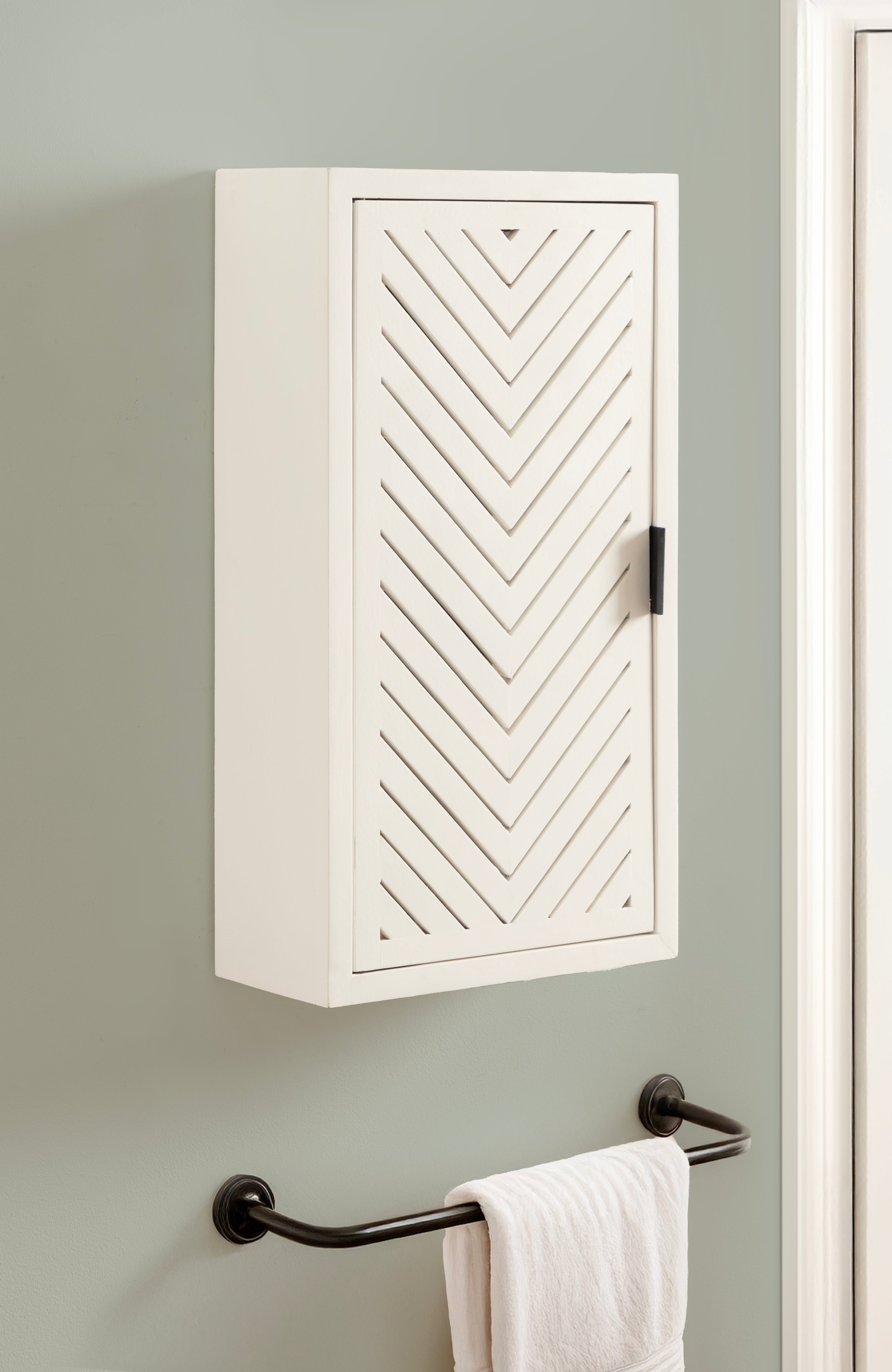 Cabinet White 15x7x28 7