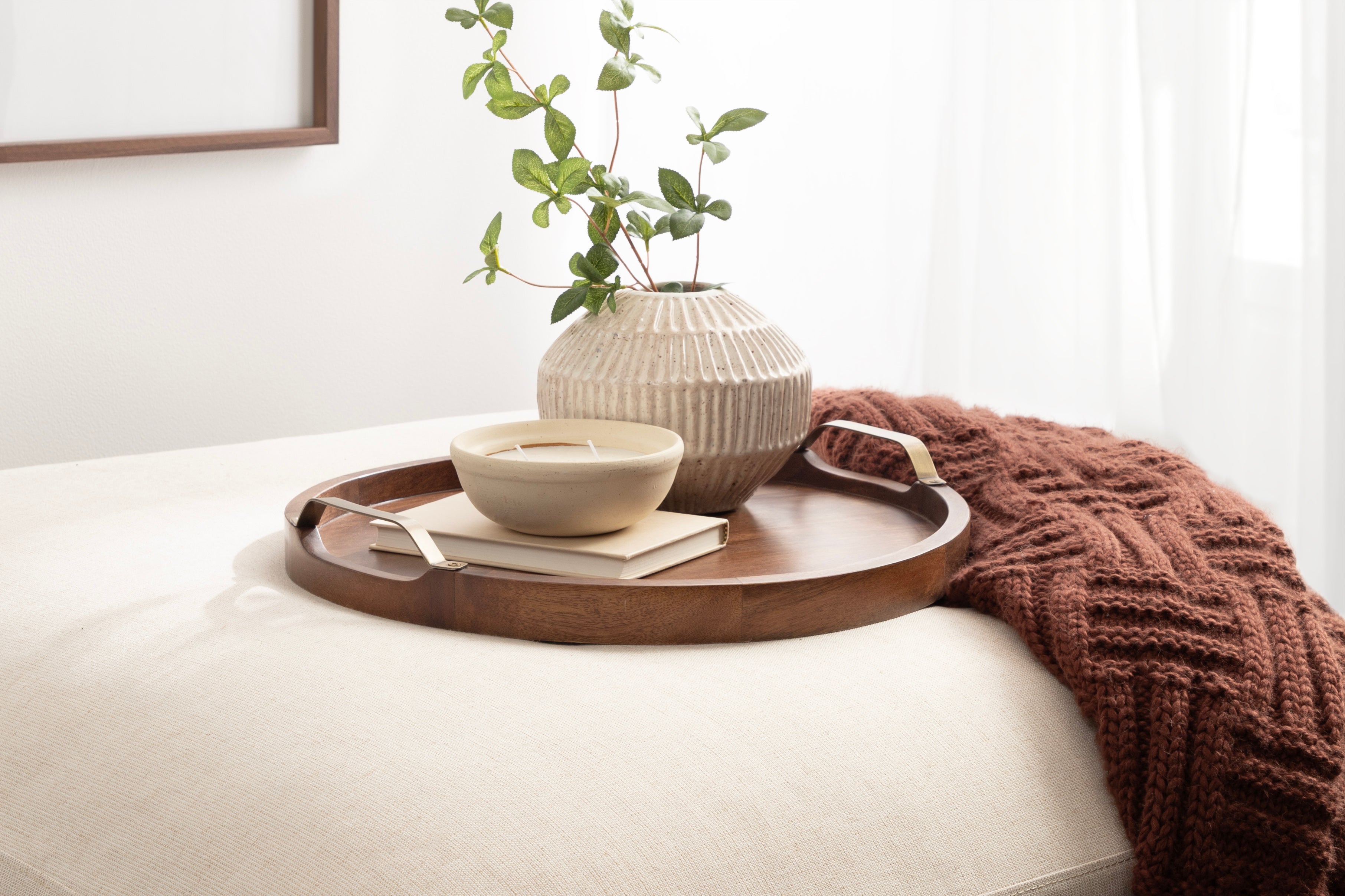 Single Tray 18" Diameter Walnut Brown Gold 6