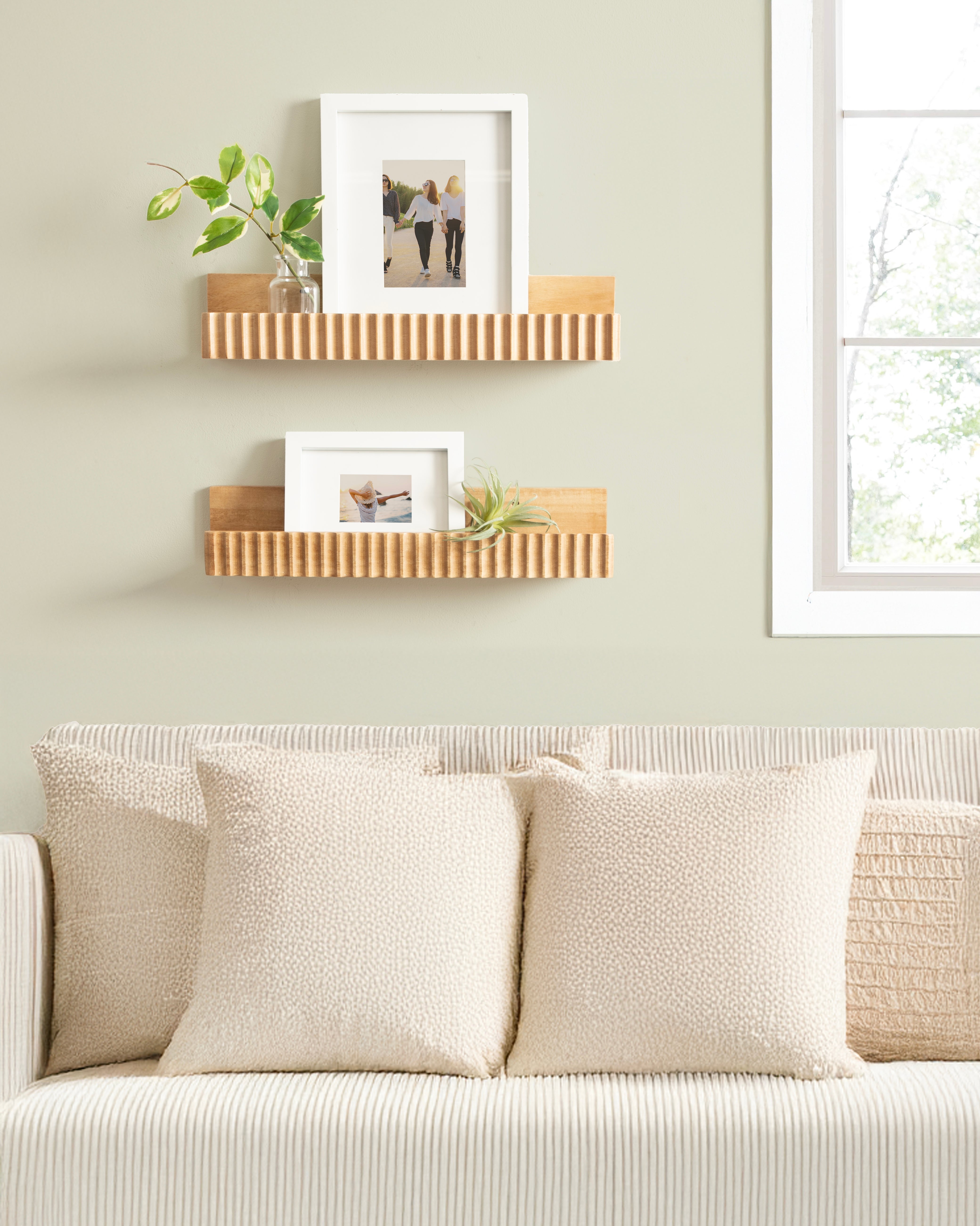 Floating Shelf Natural Biscuit 2 Piece 18 Inch 7