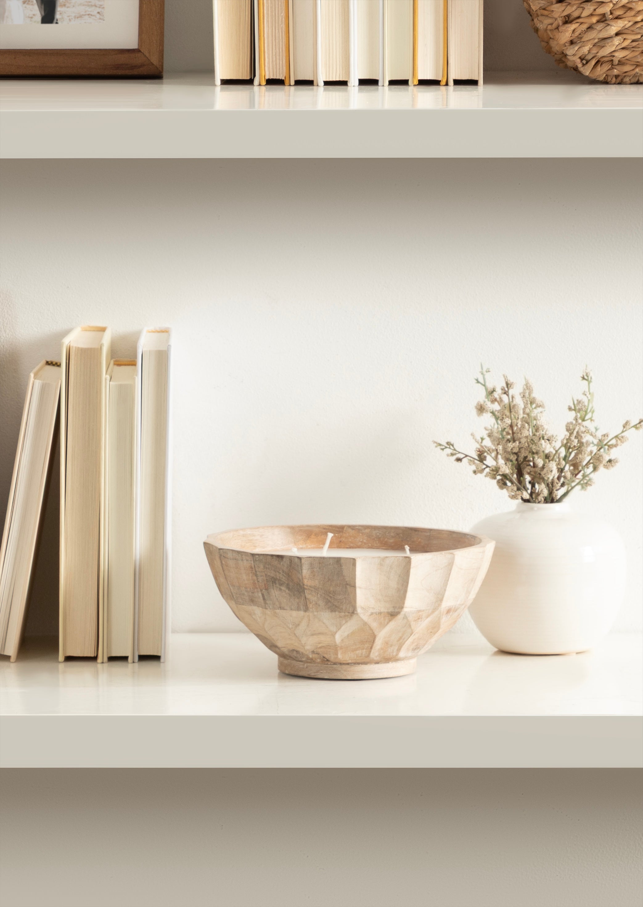 Candle Natural Beige 8" Diameter 7