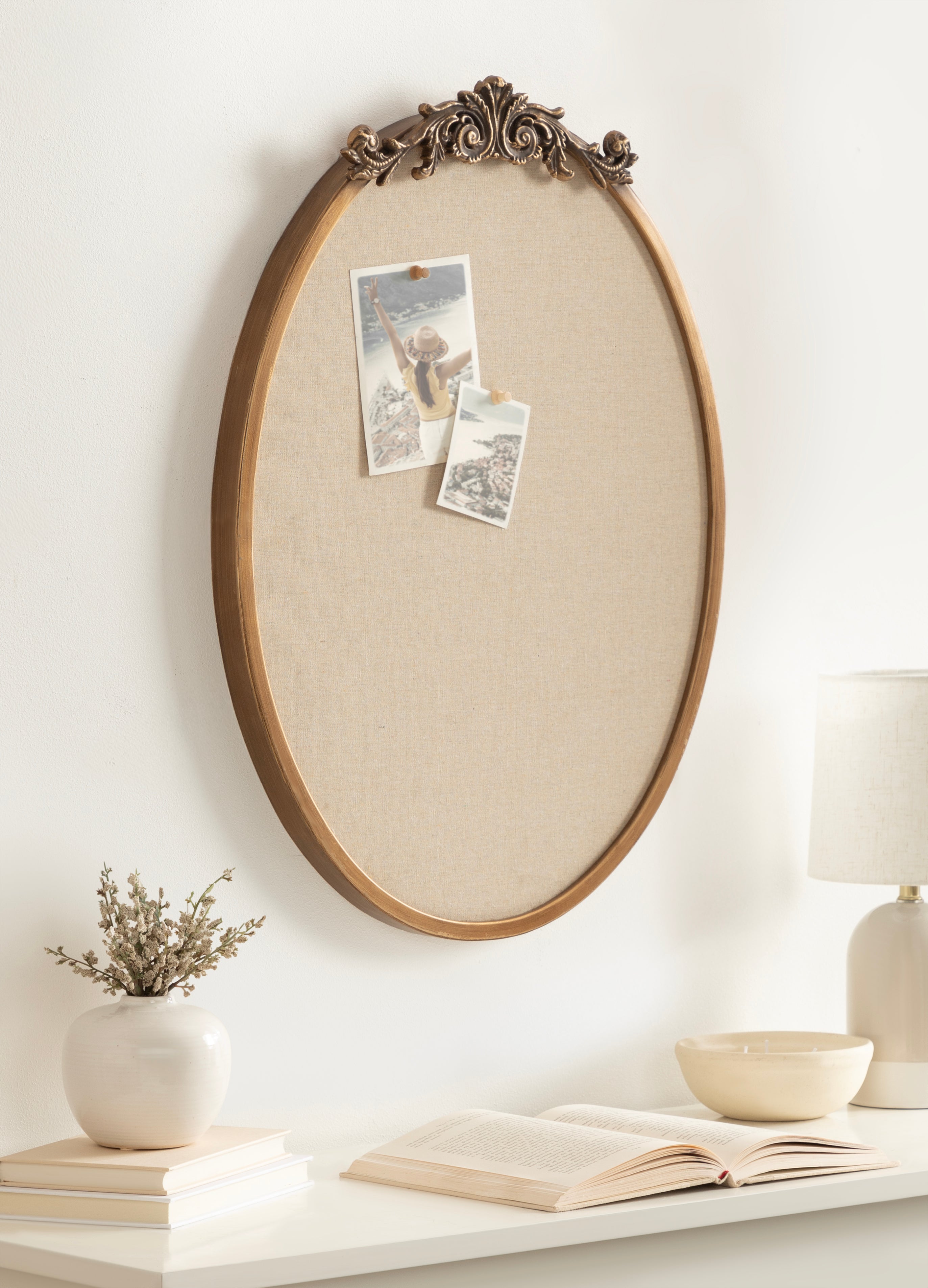 Arendahl Oval Framed Pinboard